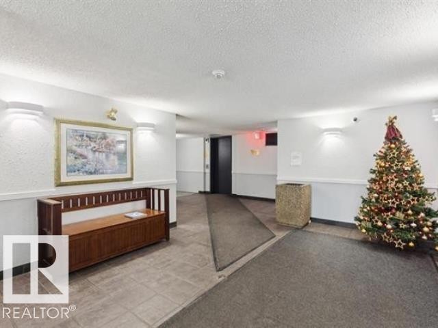#267 10520 120 St Nw, Edmonton, AB - Indoor Photo Showing Other Room