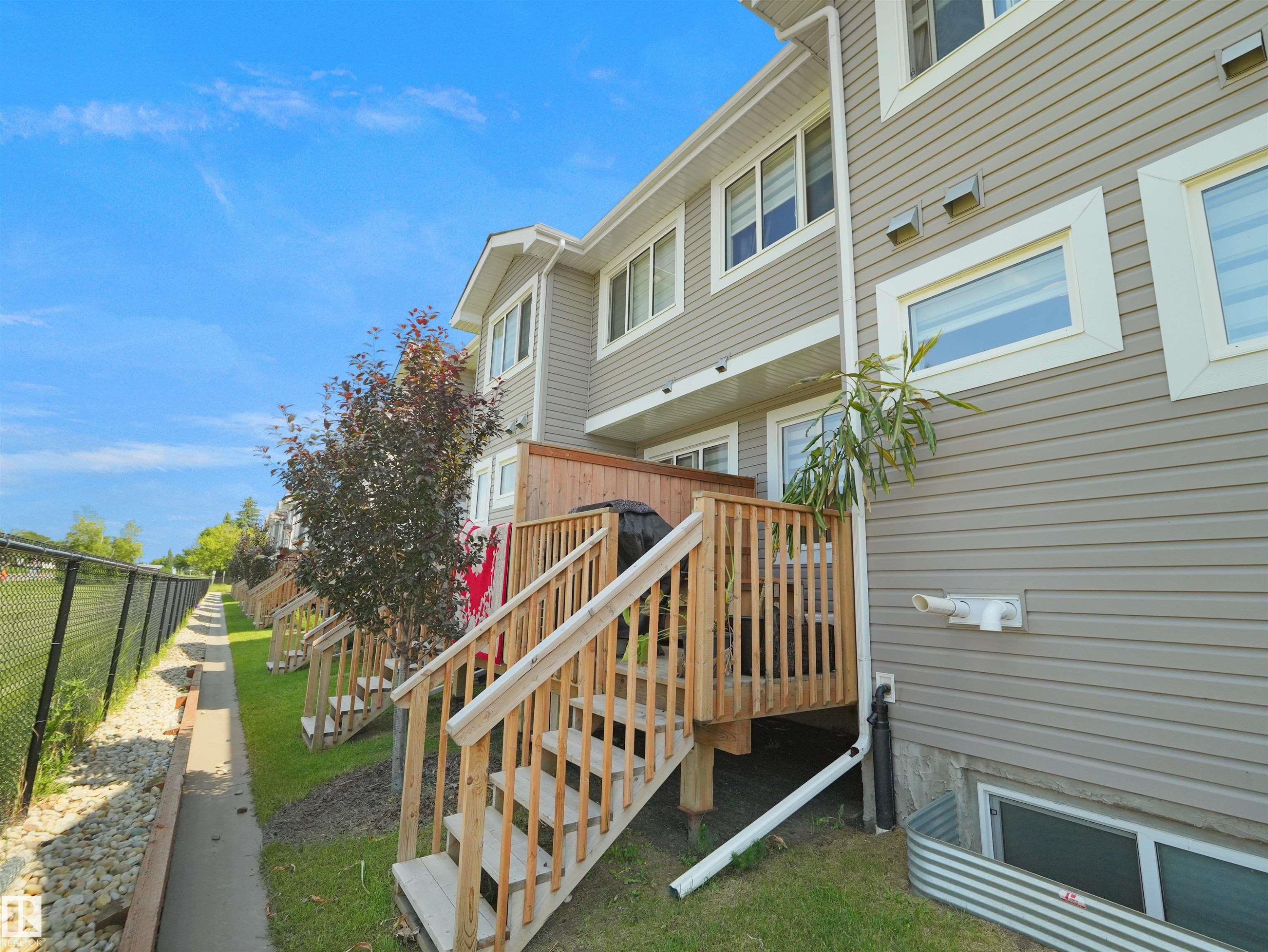Back house - #30 4137 76 St Nw, Edmonton, AB