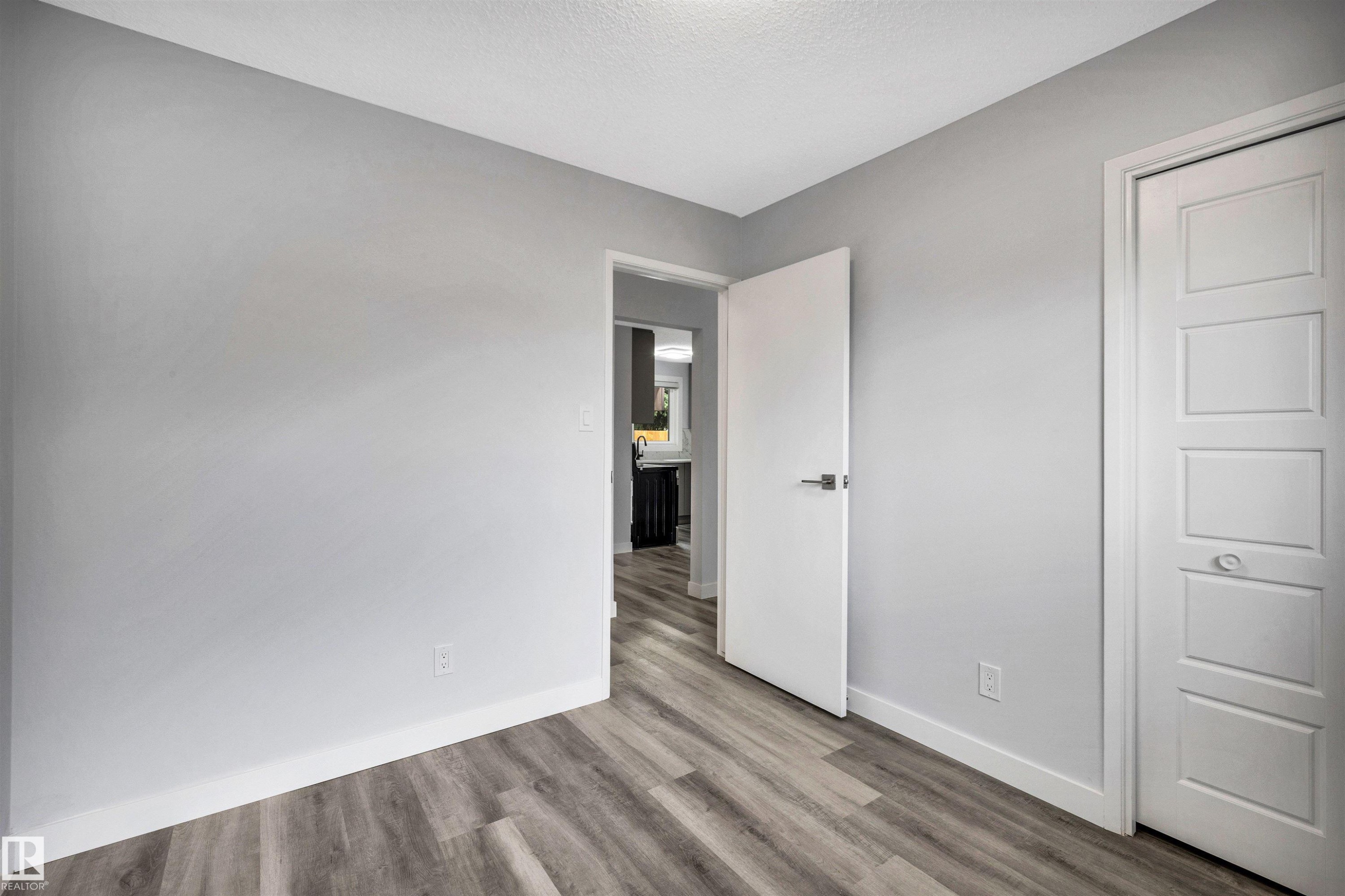 14208 51 Street, Edmonton, AB