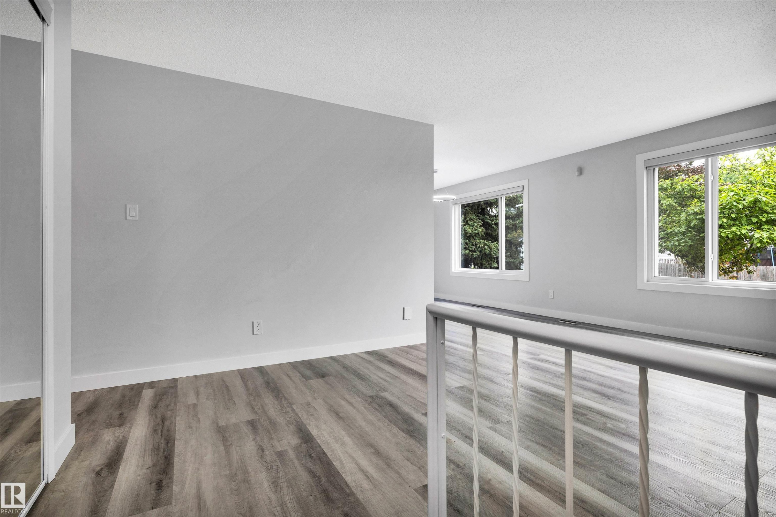 14208 51 Street, Edmonton, AB