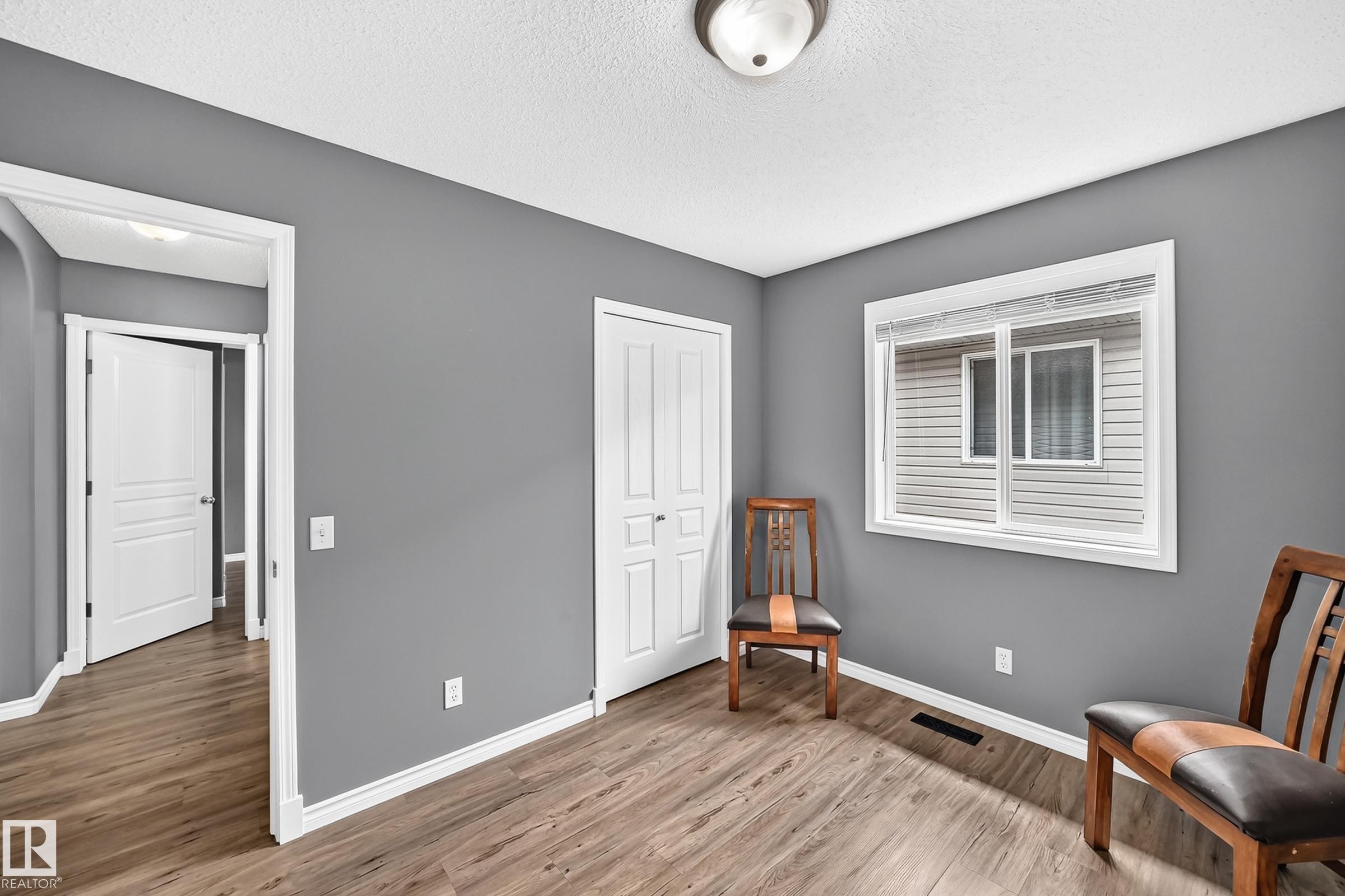 312 Gibb Close Nw, Edmonton, AB - Indoor
