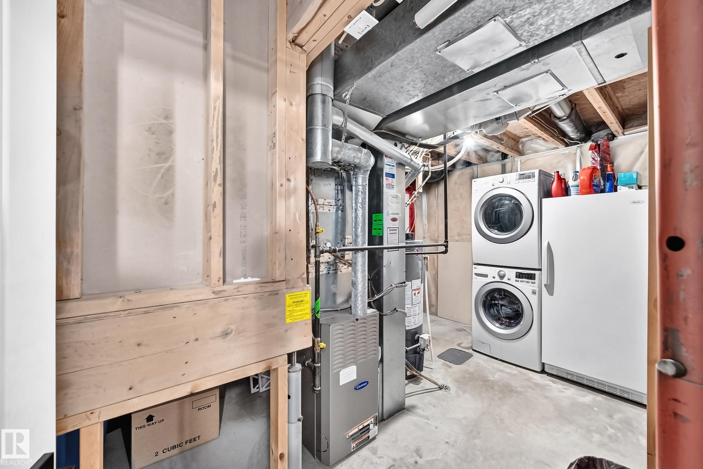 312 Gibb Close Nw, Edmonton, AB - Indoor Photo Showing Laundry Room