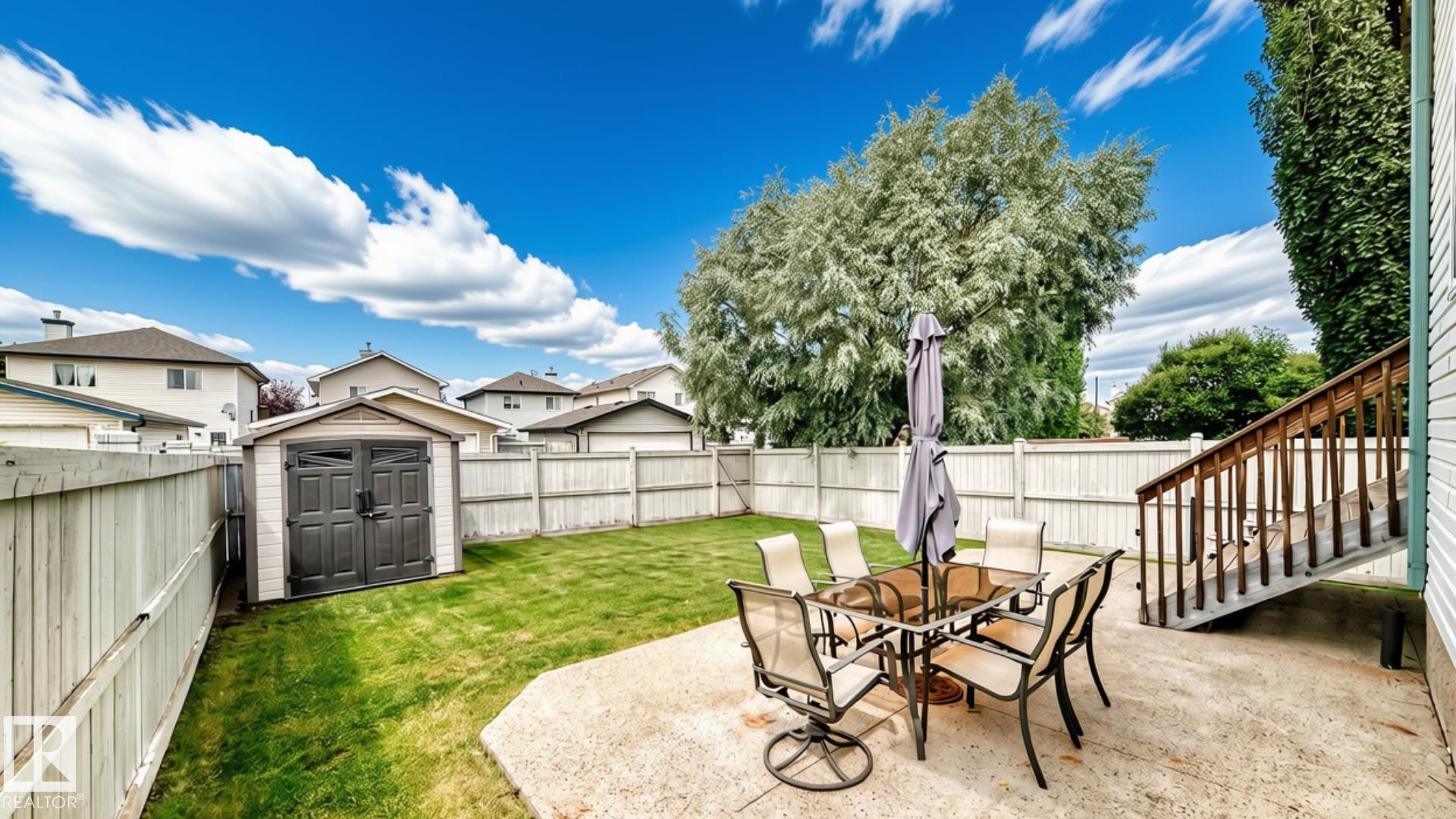 312 Gibb Close Nw, Edmonton, AB - Outdoor