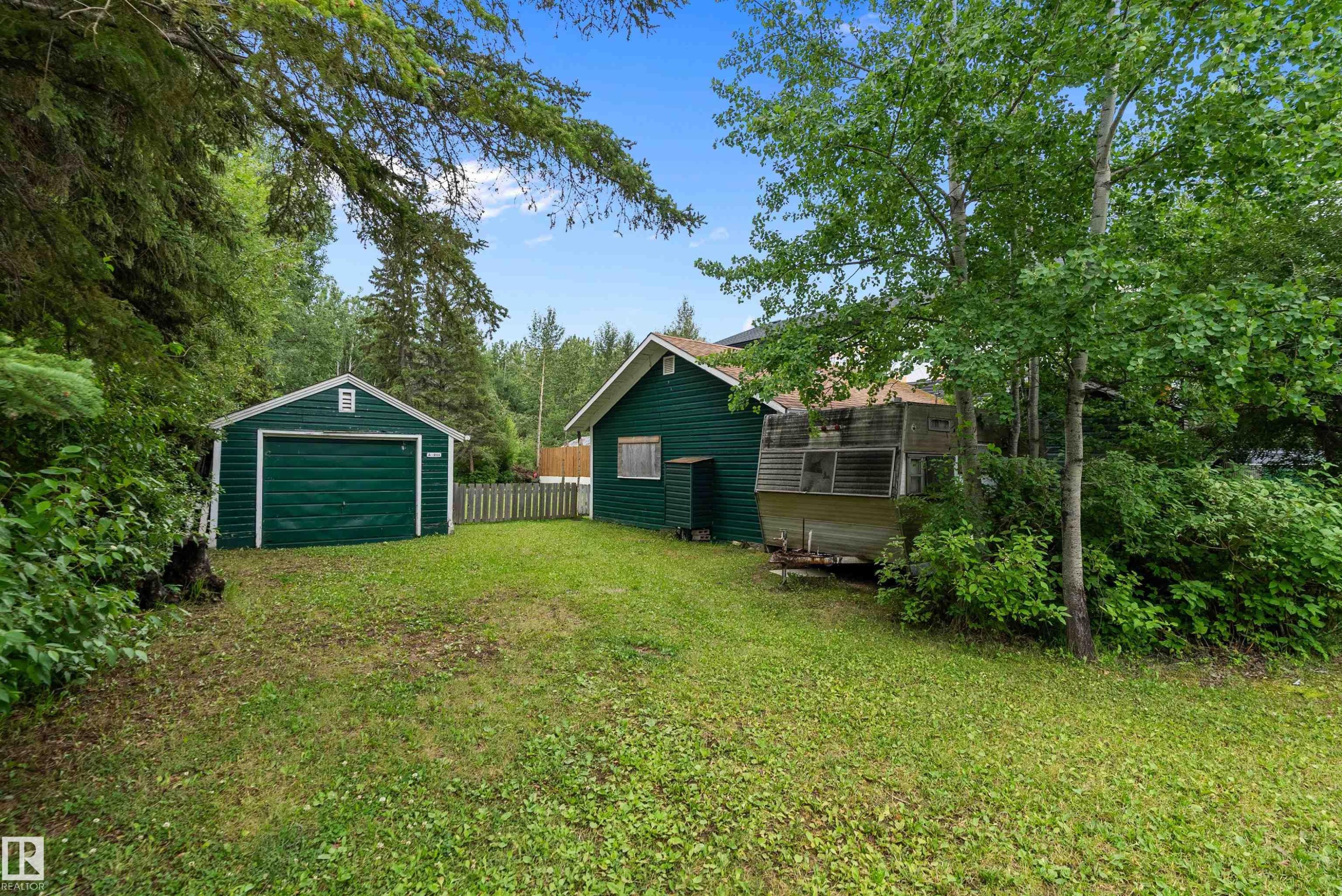 211 2Nd Avenue, Rural Wetaskiwin County, AB - Outdoor