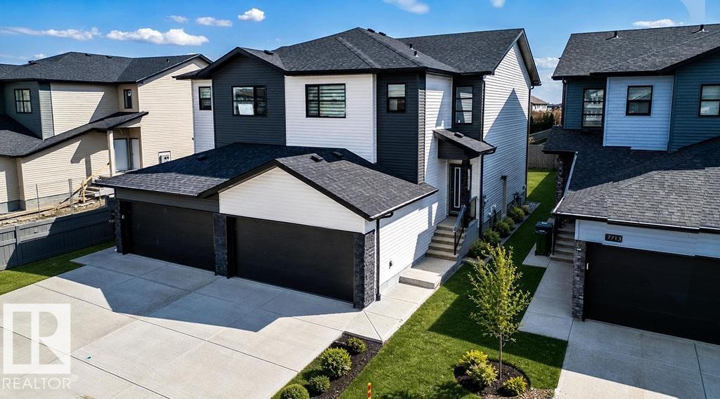 7705 174A Avenue, Edmonton, AB - Outdoor With Exterior