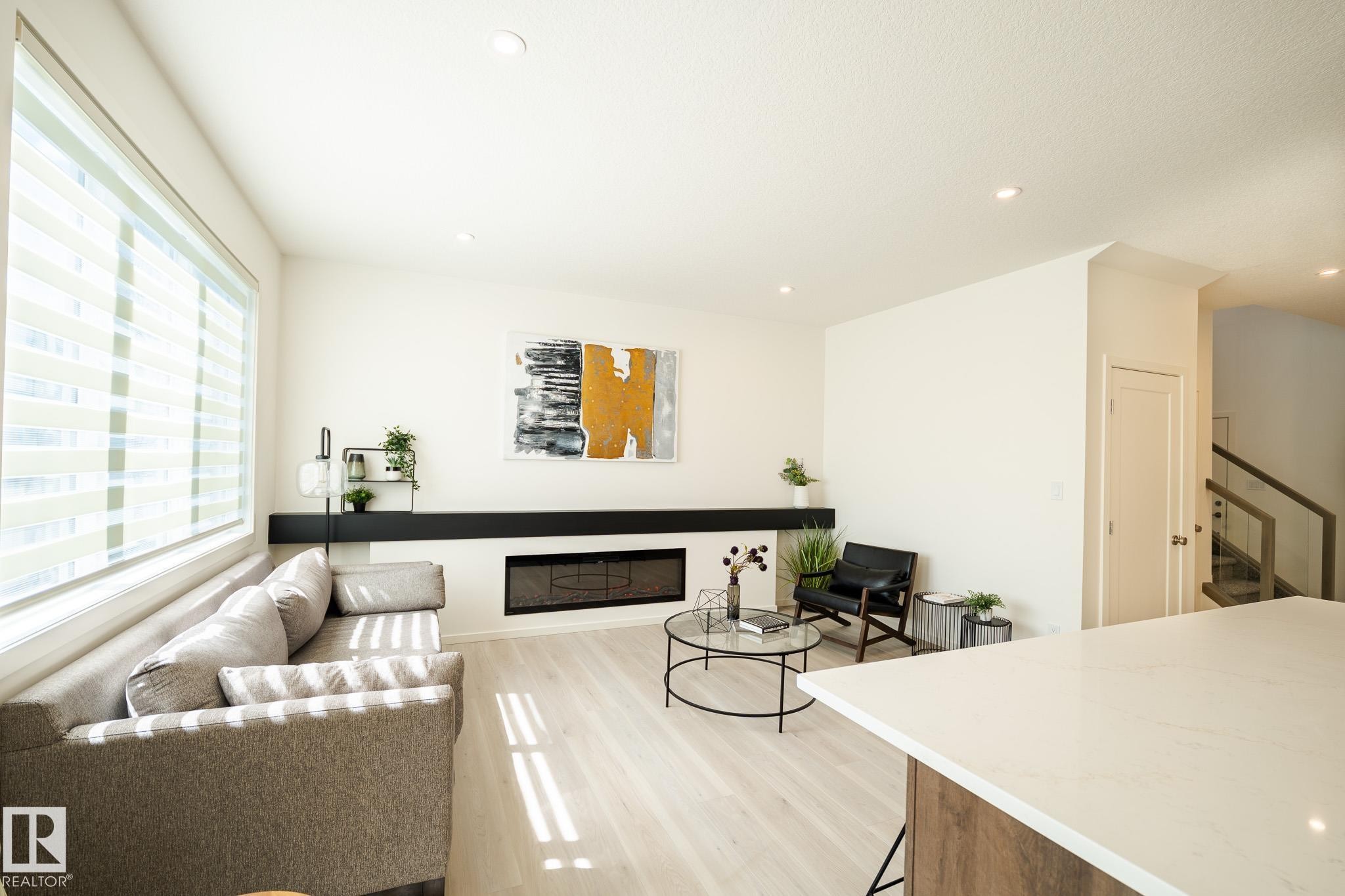 7705 174A Avenue, Edmonton, AB - Indoor