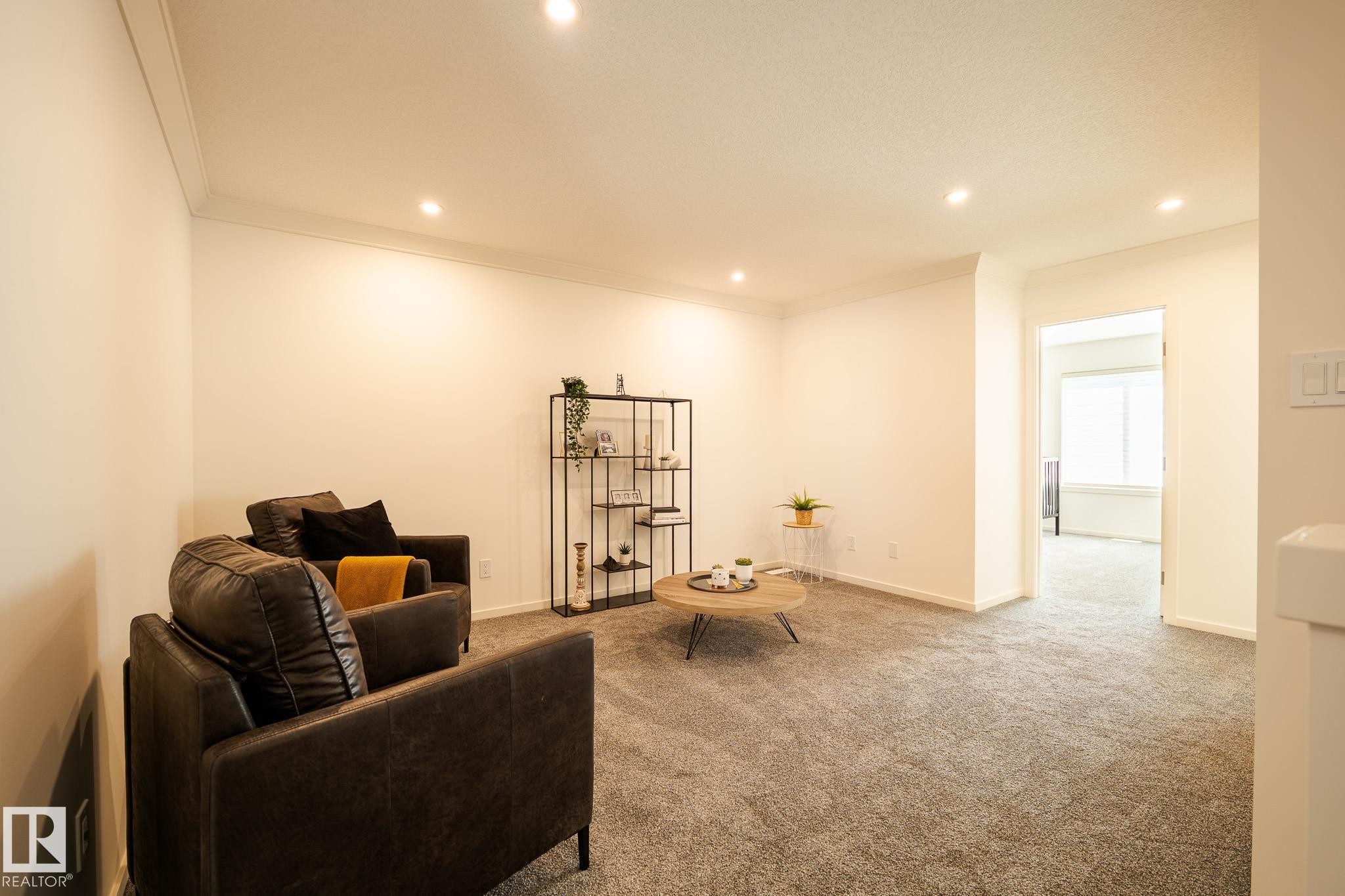 7705 174A Avenue, Edmonton, AB - Indoor Photo Showing Other Room