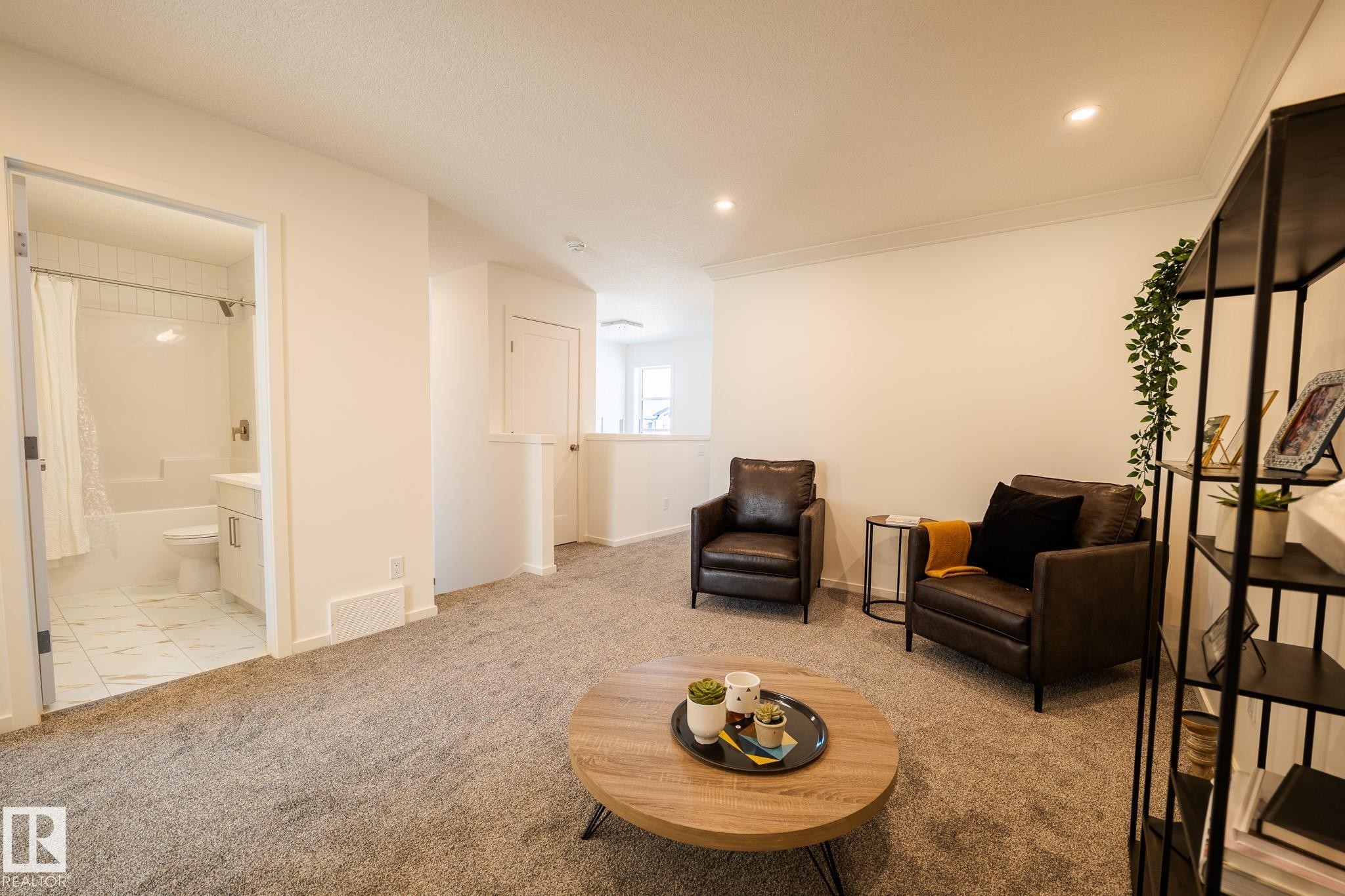 7705 174A Avenue, Edmonton, AB - Indoor