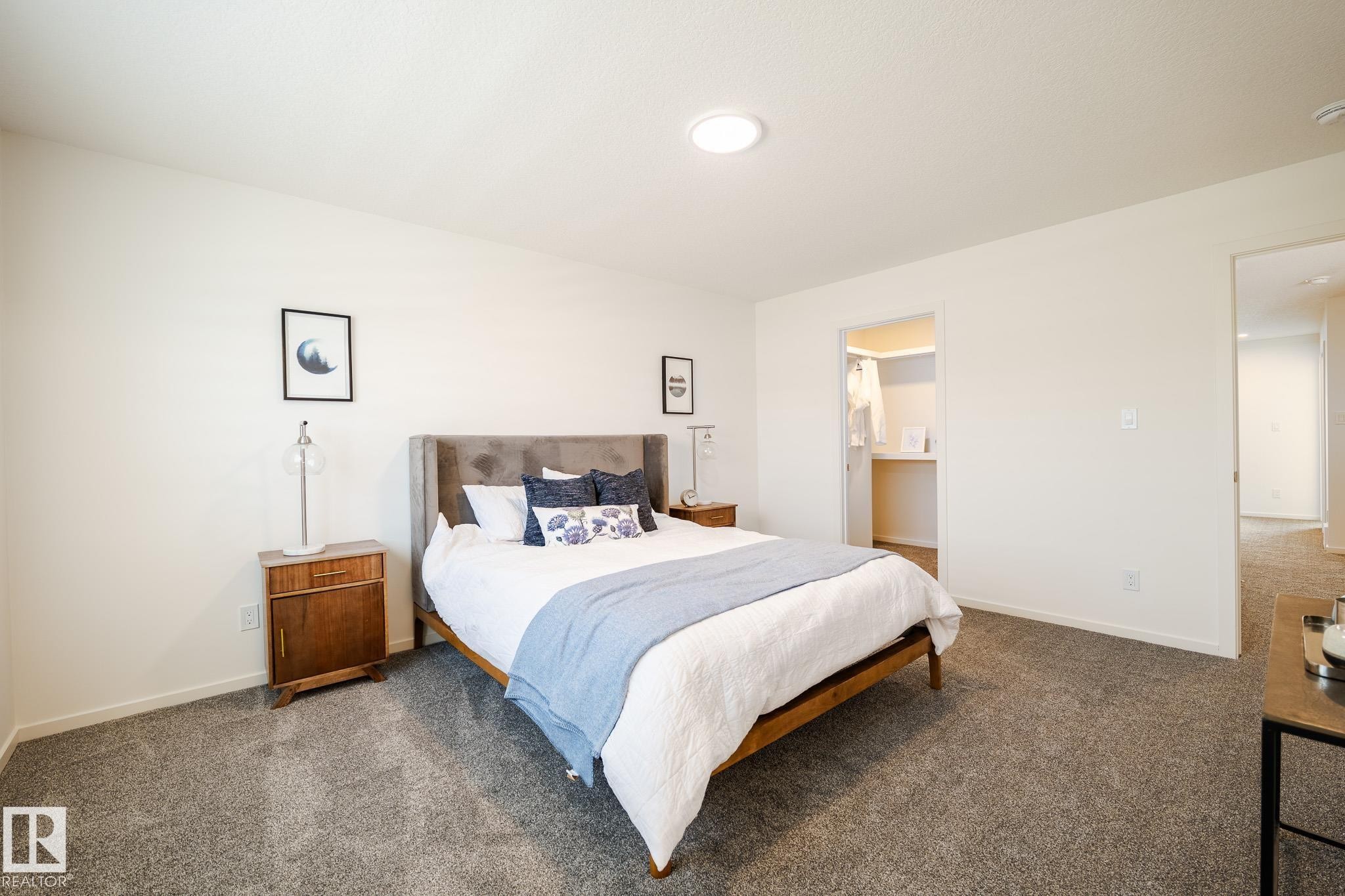 7705 174A Avenue, Edmonton, AB - Indoor Photo Showing Bedroom