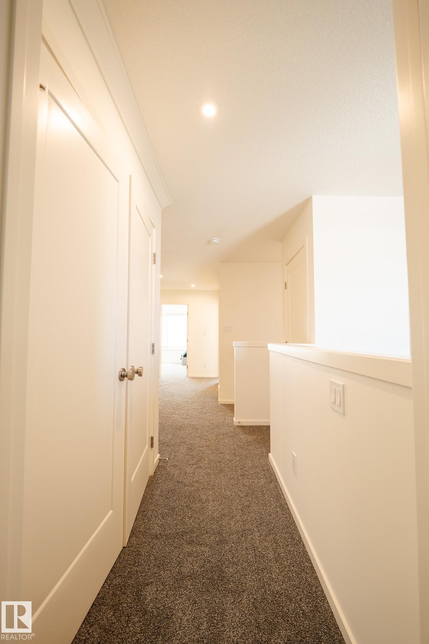 7705 174A Avenue, Edmonton, AB - Indoor Photo Showing Other Room