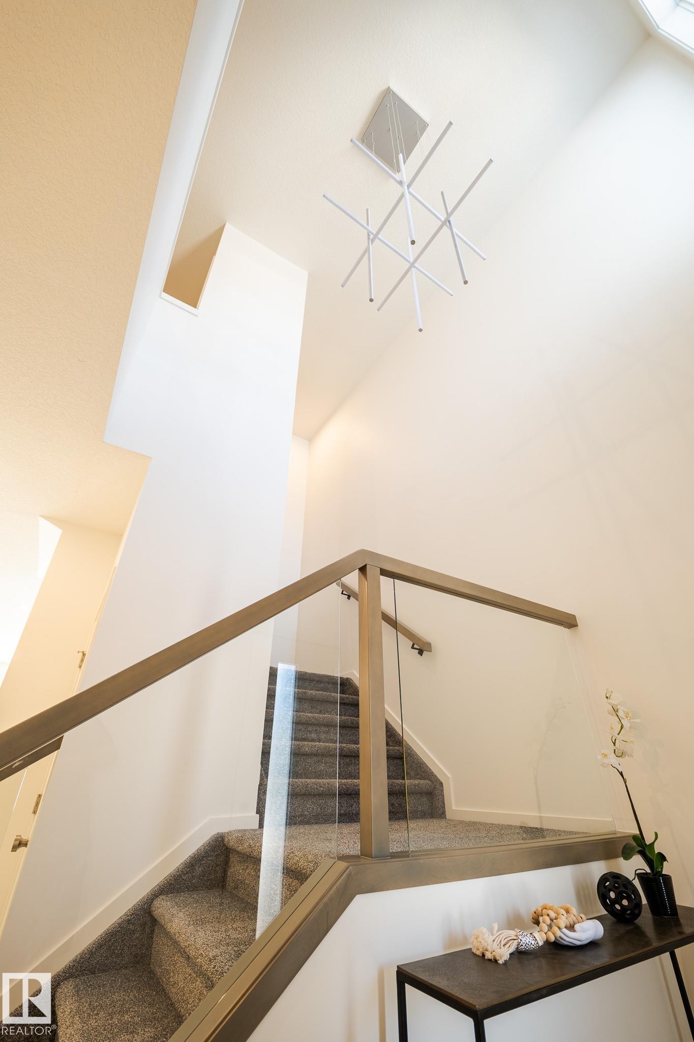 7705 174A Avenue, Edmonton, AB - Indoor Photo Showing Other Room
