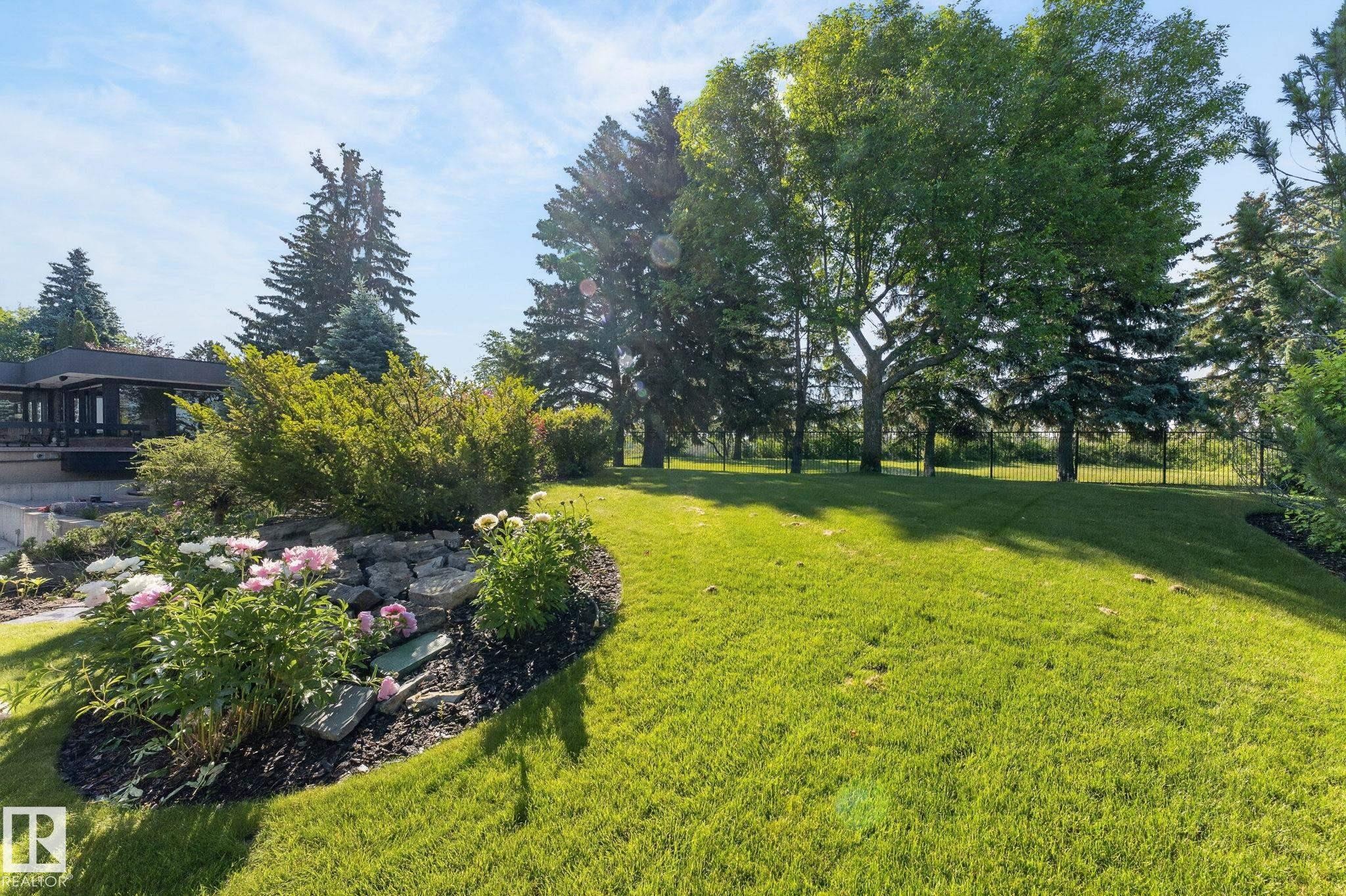 59 Westbrook Drive Nw, Edmonton, AB - Outdoor