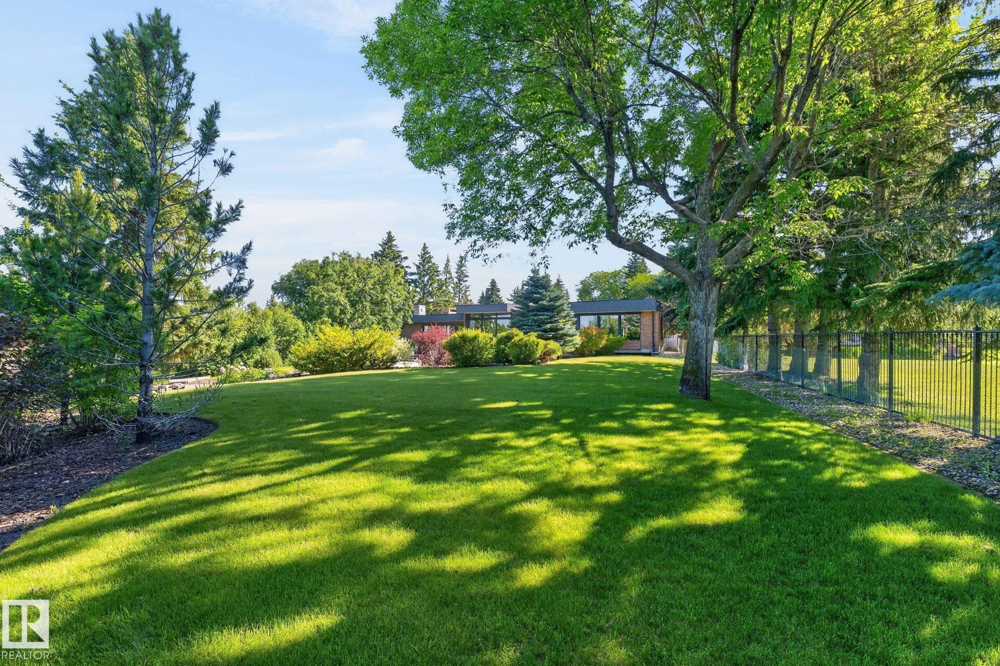 59 Westbrook Drive Nw, Edmonton, AB - Outdoor