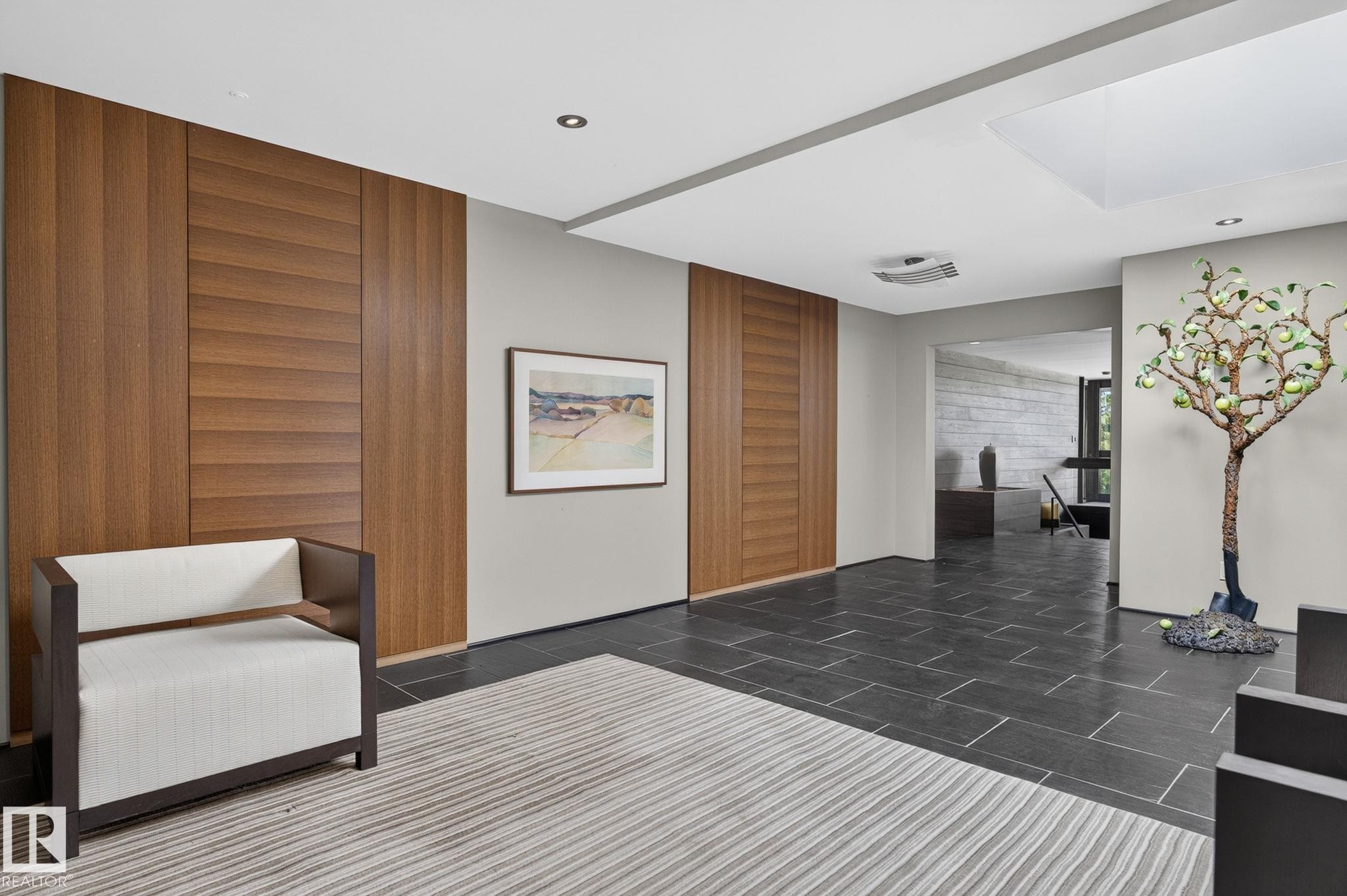 59 Westbrook Drive Nw, Edmonton, AB - Indoor Photo Showing Other Room