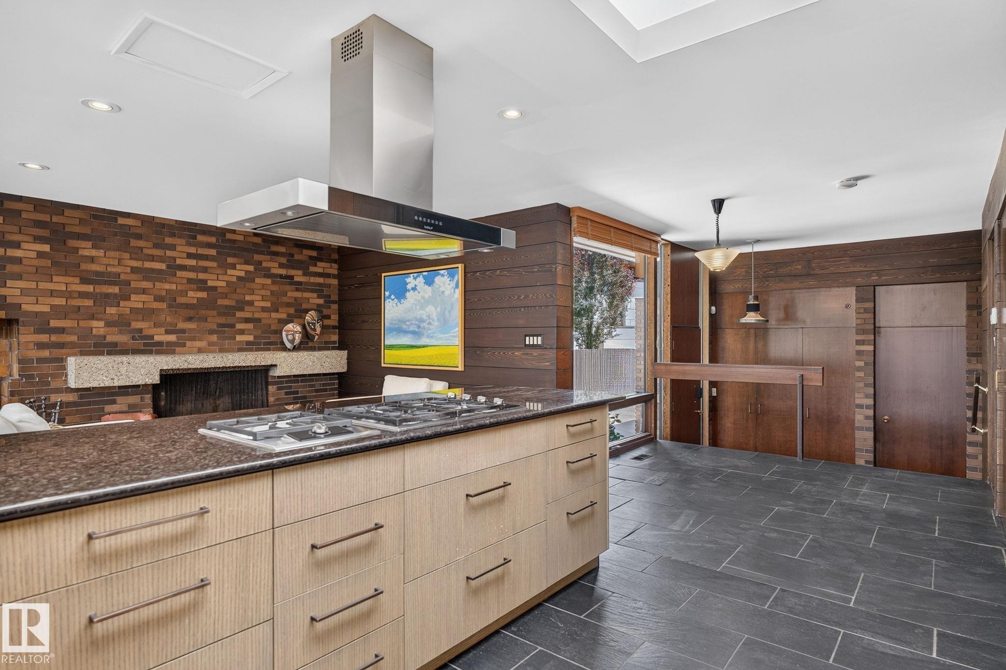 59 Westbrook Drive Nw, Edmonton, AB - Indoor Photo Showing Kitchen