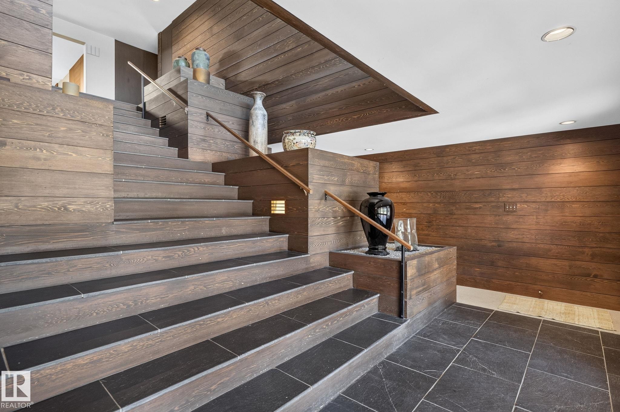 59 Westbrook Drive Nw, Edmonton, AB - Indoor Photo Showing Other Room