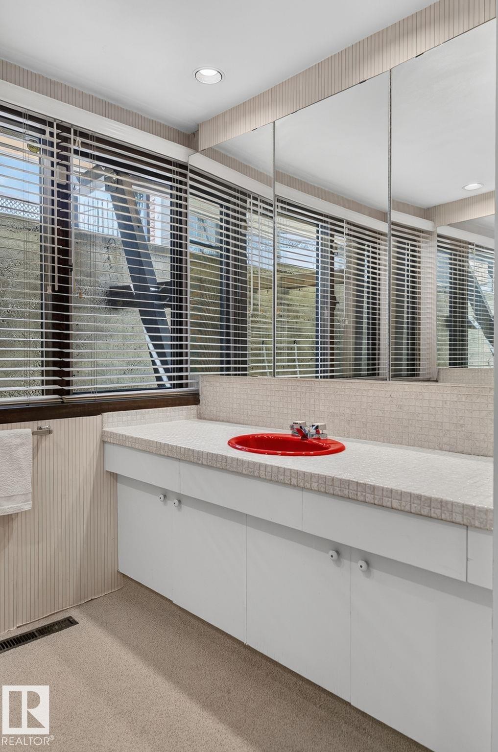 59 Westbrook Drive Nw, Edmonton, AB - Indoor