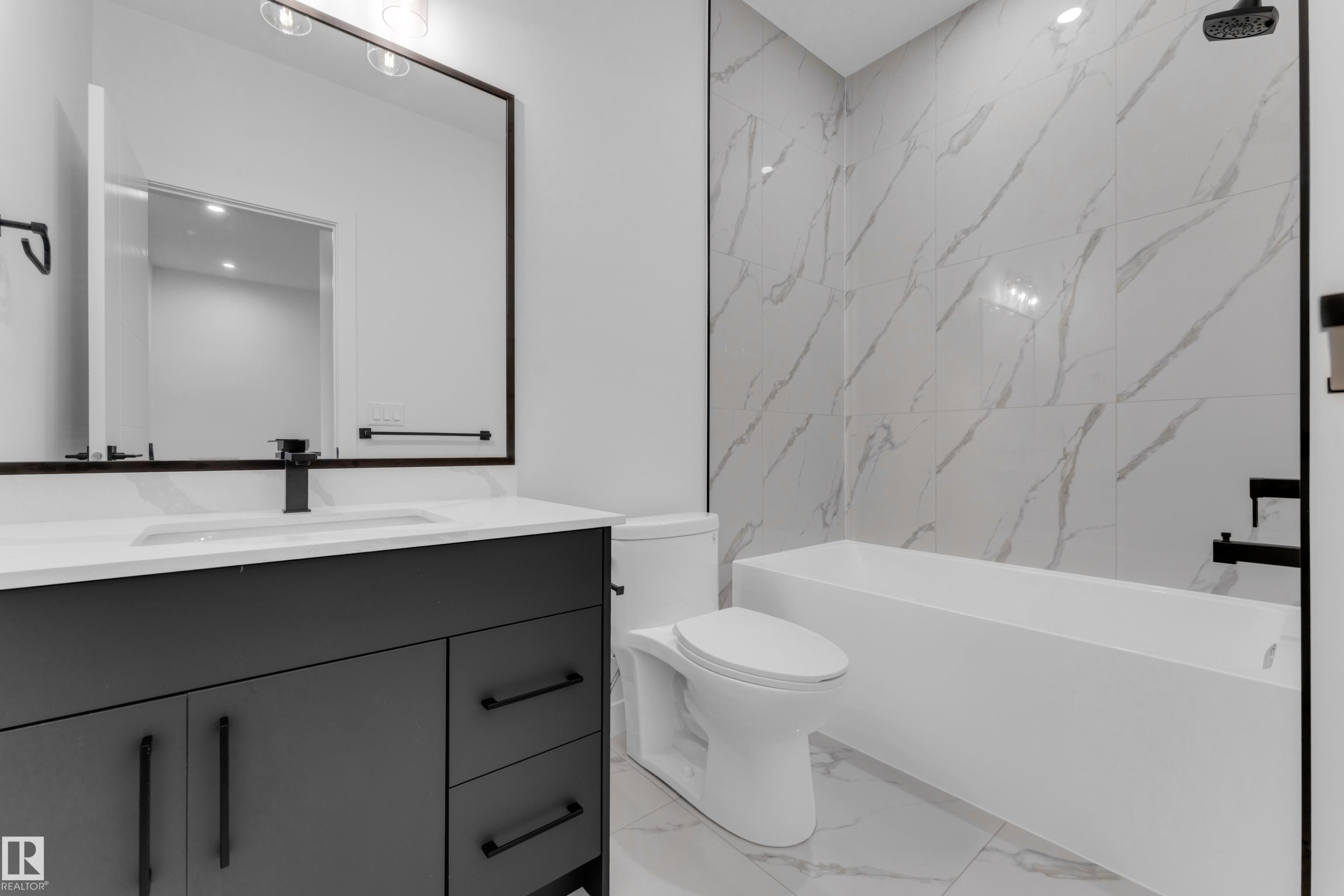 175 Graybriar Drive, Stony Plain, AB - Indoor Photo Showing Bathroom