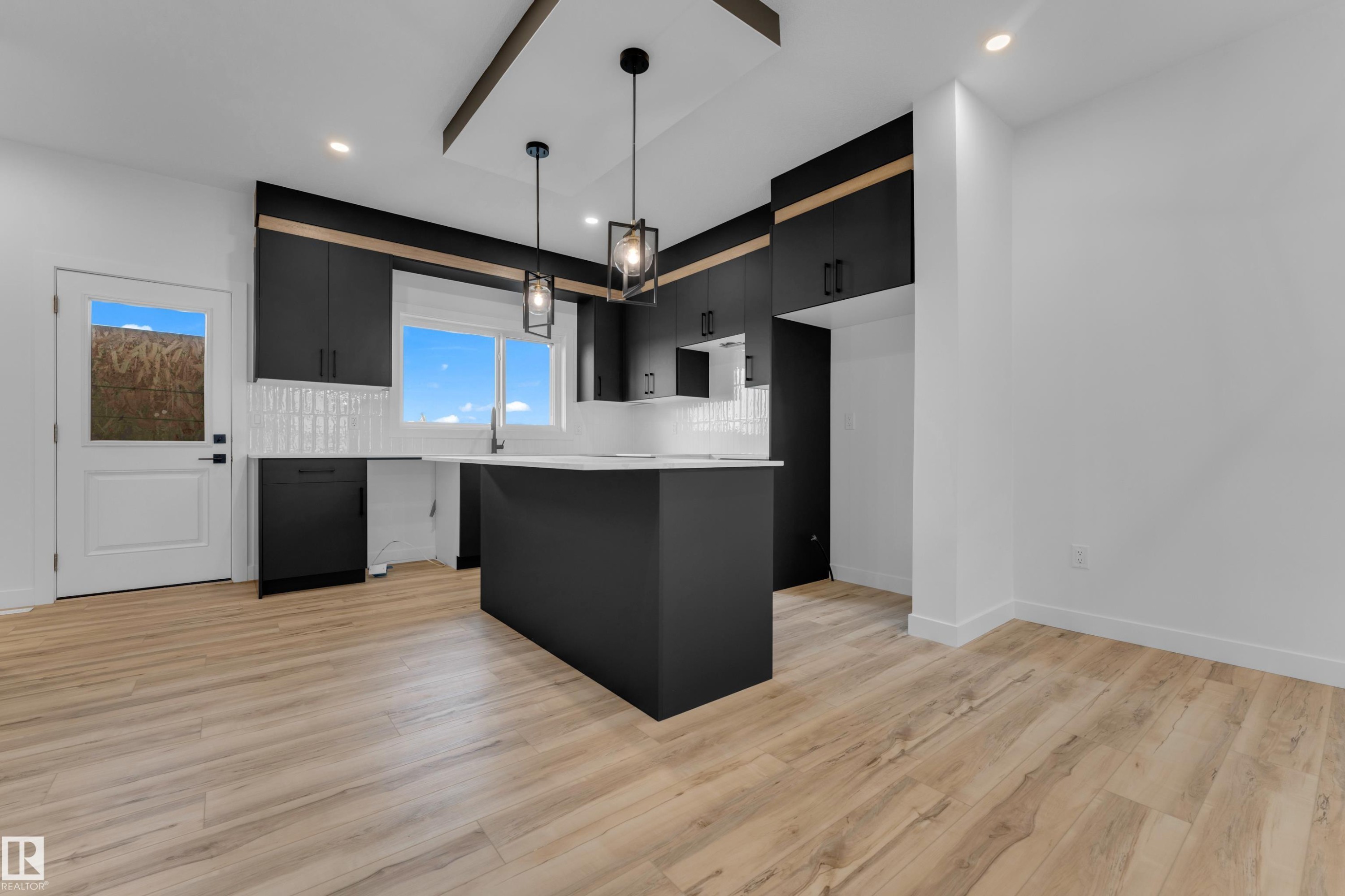 175 Graybriar Drive, Stony Plain, AB - Indoor Photo Showing Kitchen