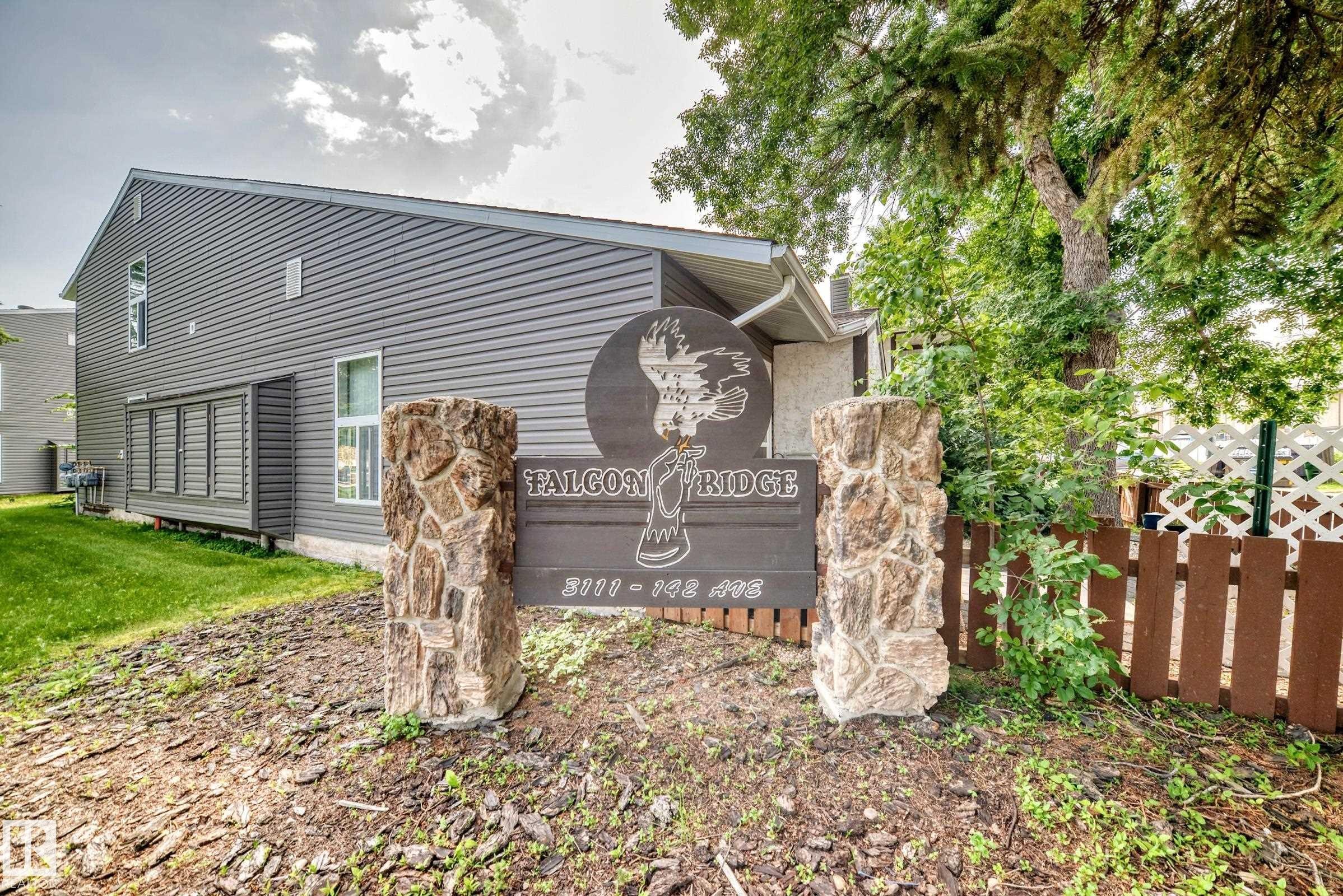 #40 3111 142 Av Nw, Edmonton, AB - Outdoor