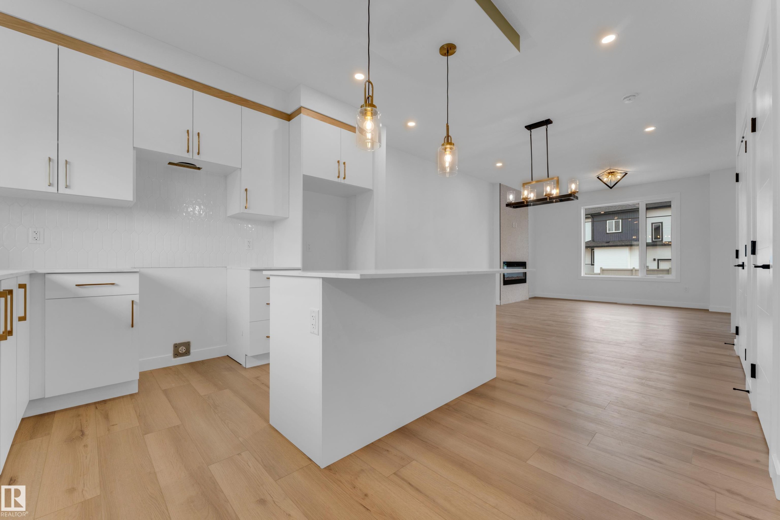 177 Graybriar Drive, Stony Plain, AB - Indoor Photo Showing Kitchen
