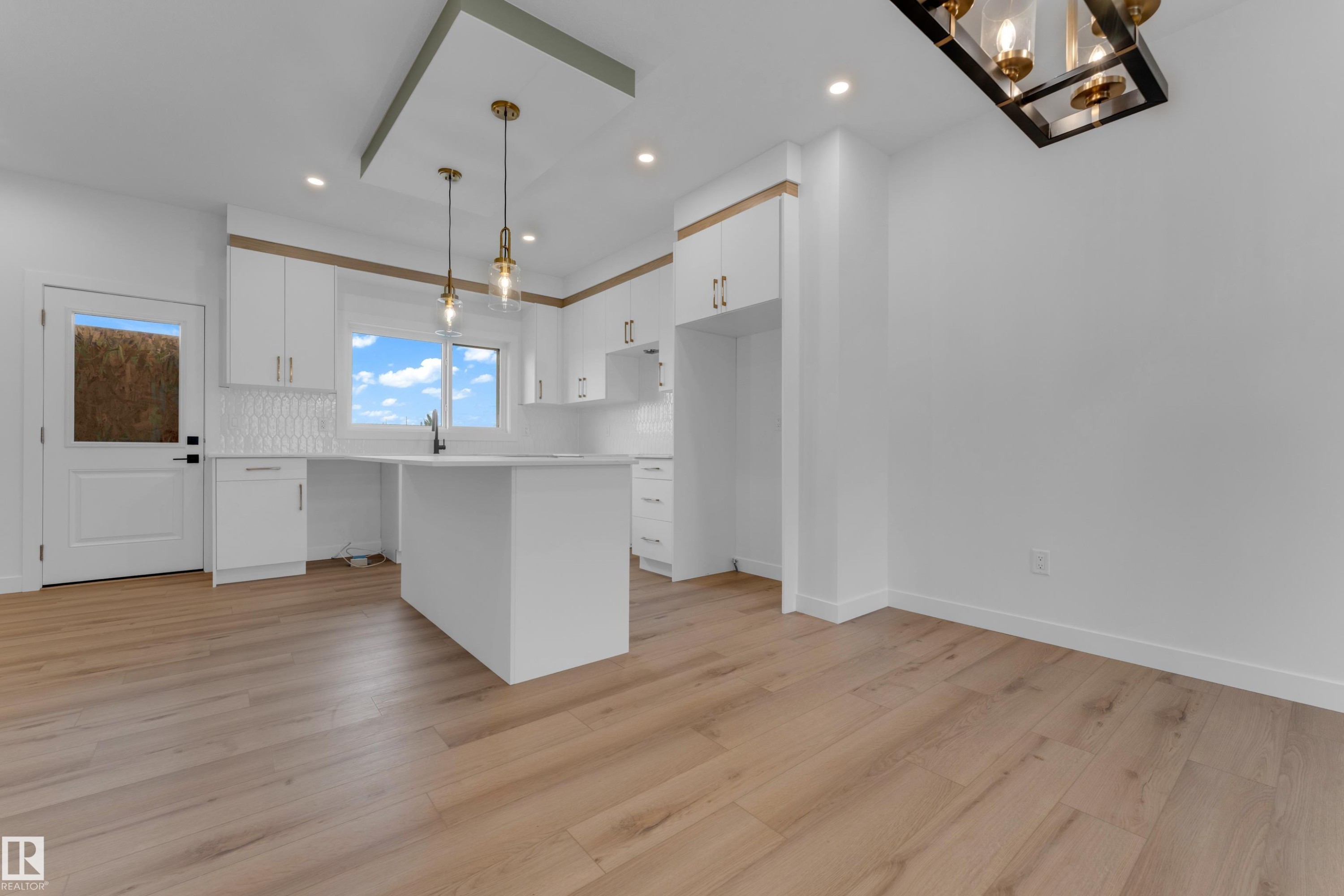 177 Graybriar Drive, Stony Plain, AB - Indoor Photo Showing Kitchen