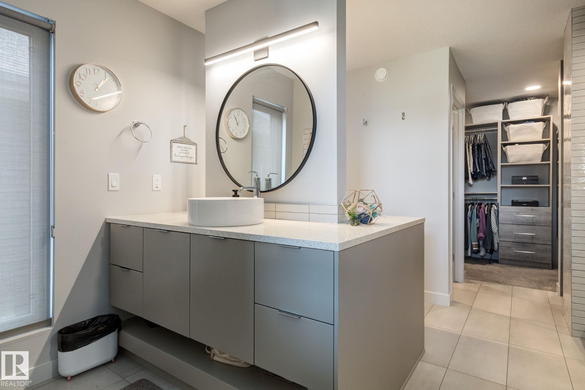 6805 Knox Loop Sw, Edmonton, AB - Indoor