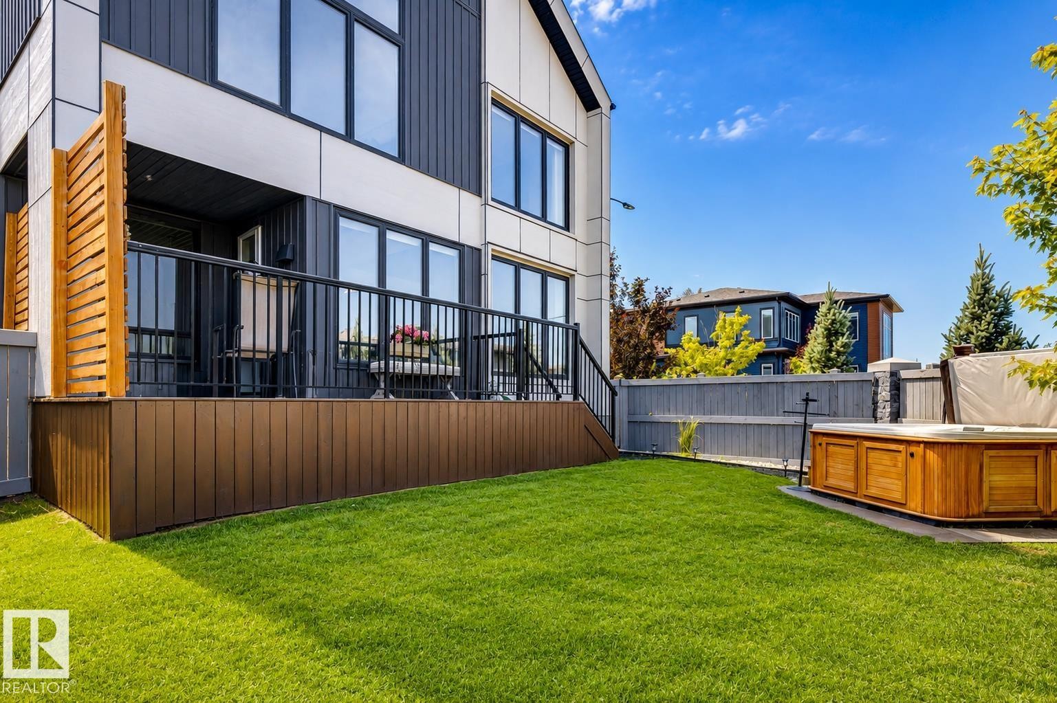 6805 Knox Loop Sw, Edmonton, AB - Outdoor With Deck Patio Veranda