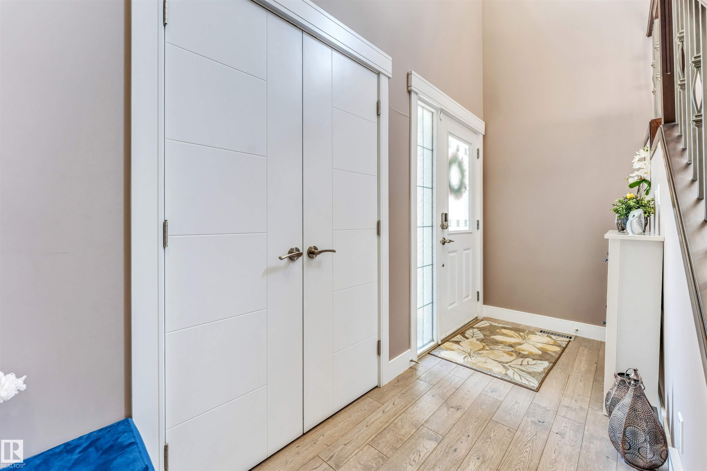 3819 Claxton Close Sw, Edmonton, AB - Indoor Photo Showing Other Room