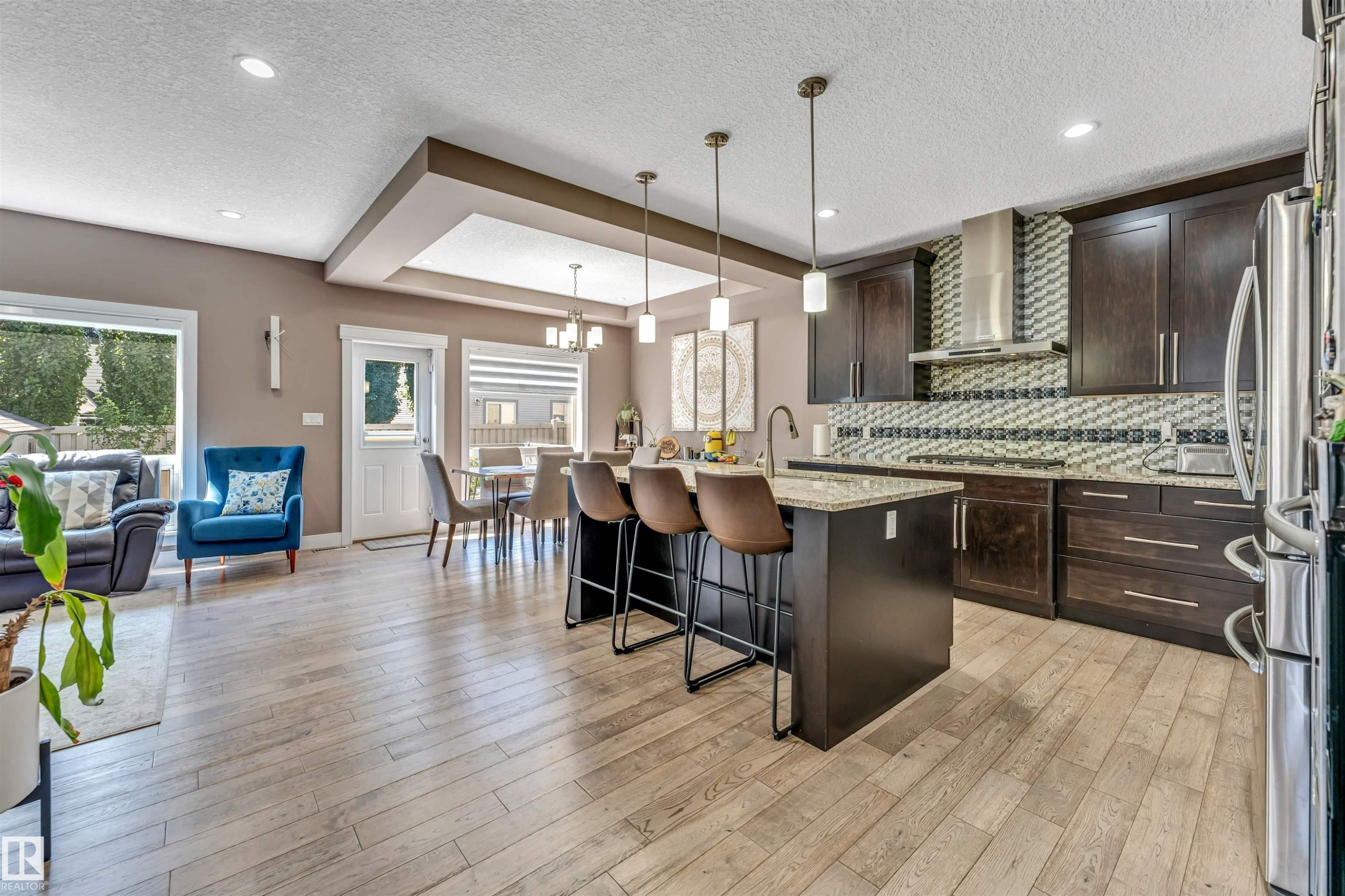 3819 Claxton Close Sw, Edmonton, AB - Indoor Photo Showing Other Room