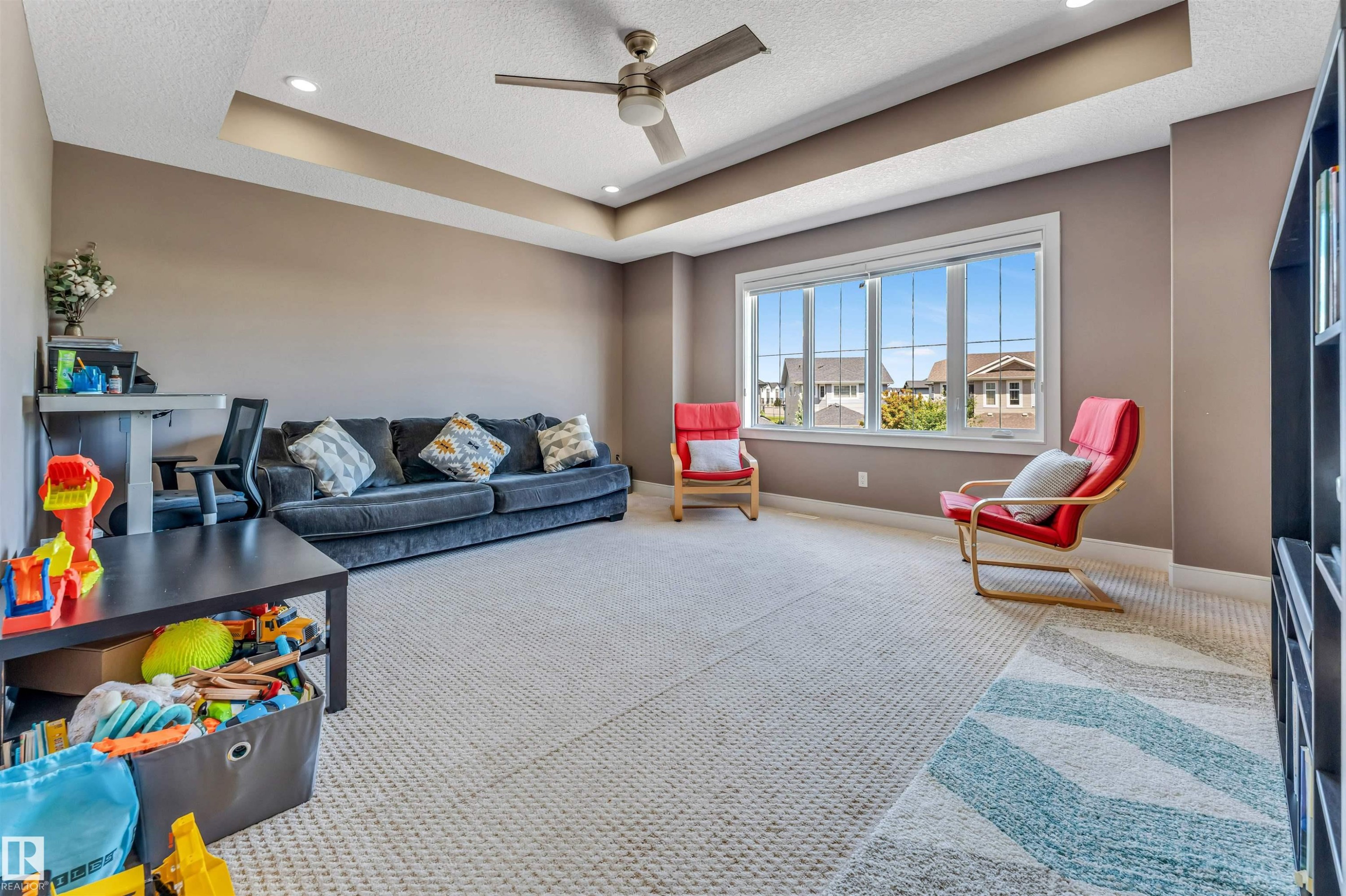3819 Claxton Close Sw, Edmonton, AB - Indoor