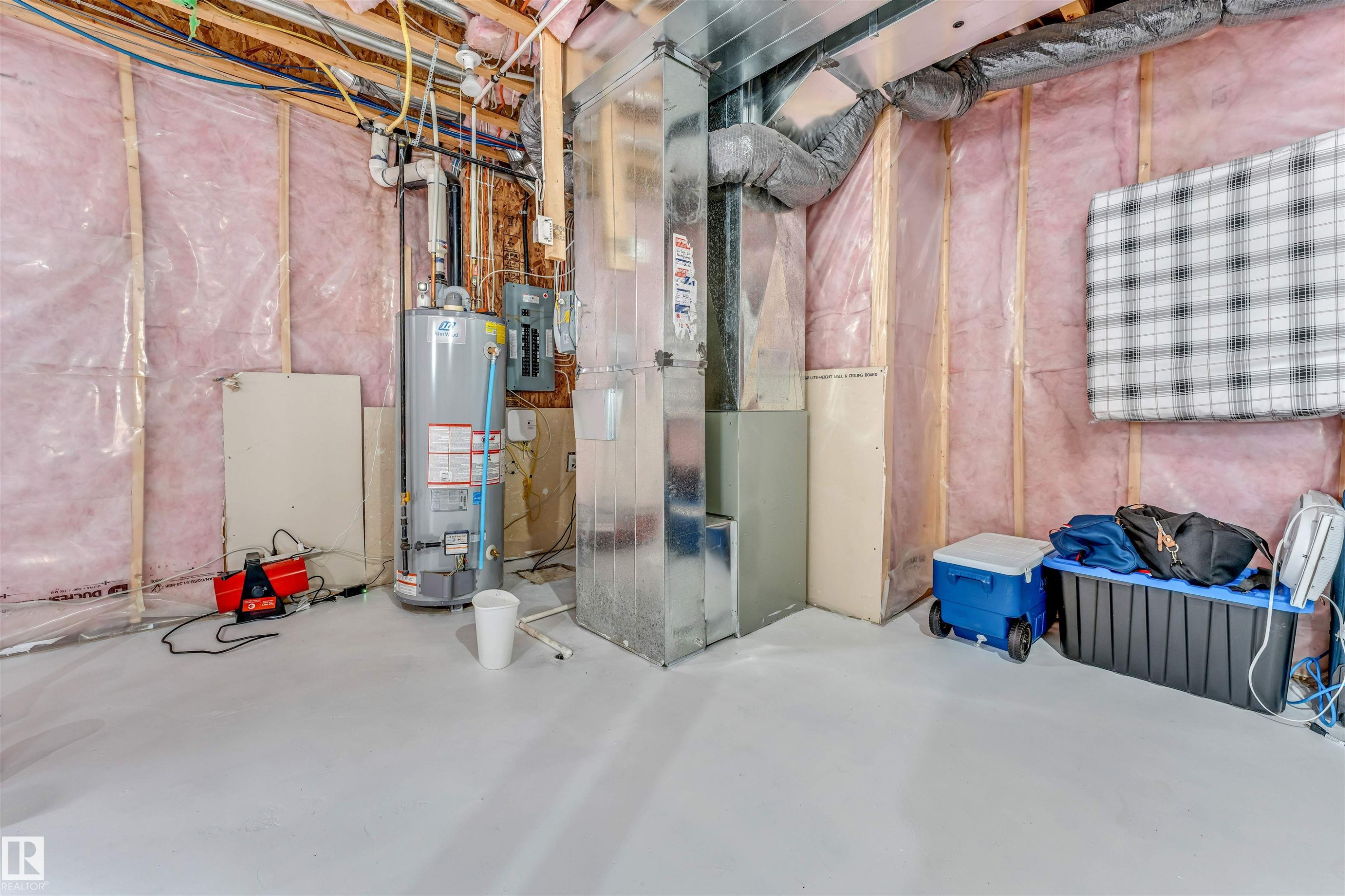 3819 Claxton Close Sw, Edmonton, AB - Indoor Photo Showing Basement