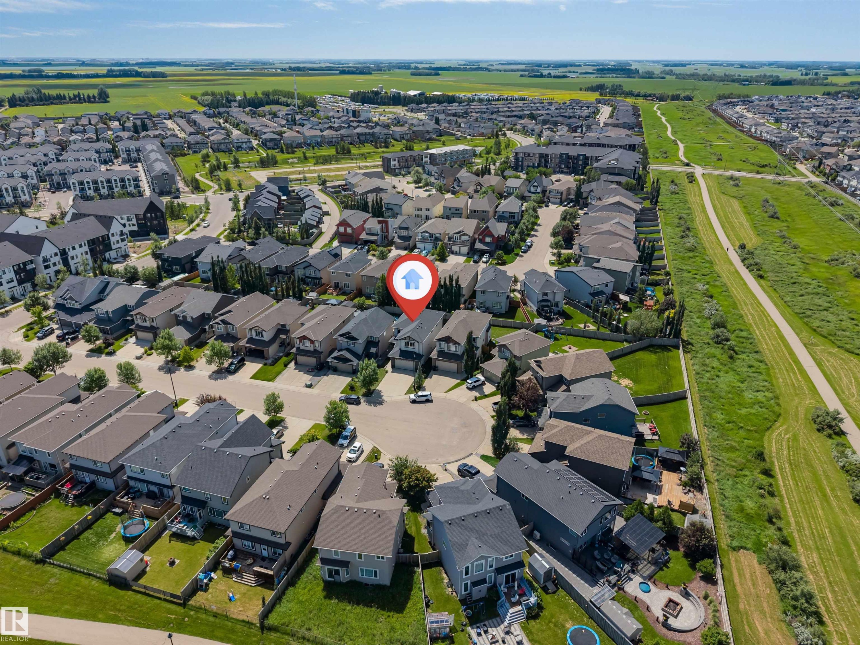 3819 Claxton Close Sw, Edmonton, AB - Outdoor With View