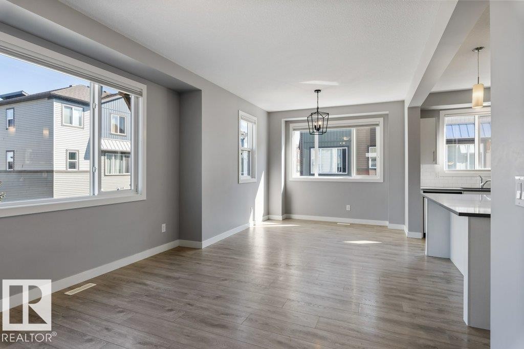 #62 16903 68 St Nw, Edmonton, AB - Indoor Photo Showing Other Room
