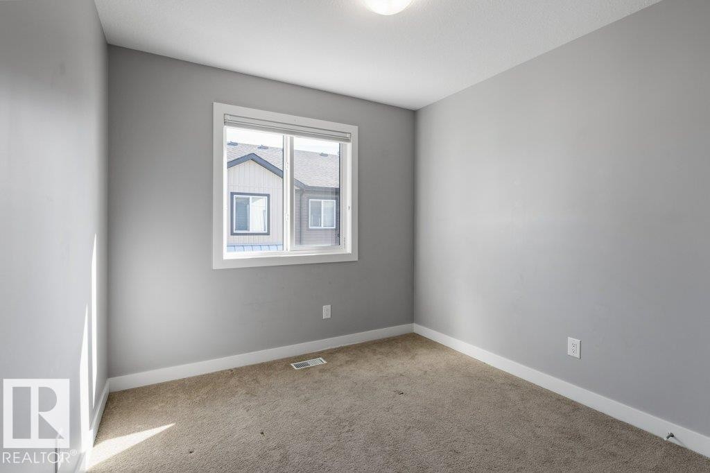 #62 16903 68 St Nw, Edmonton, AB - Indoor Photo Showing Other Room