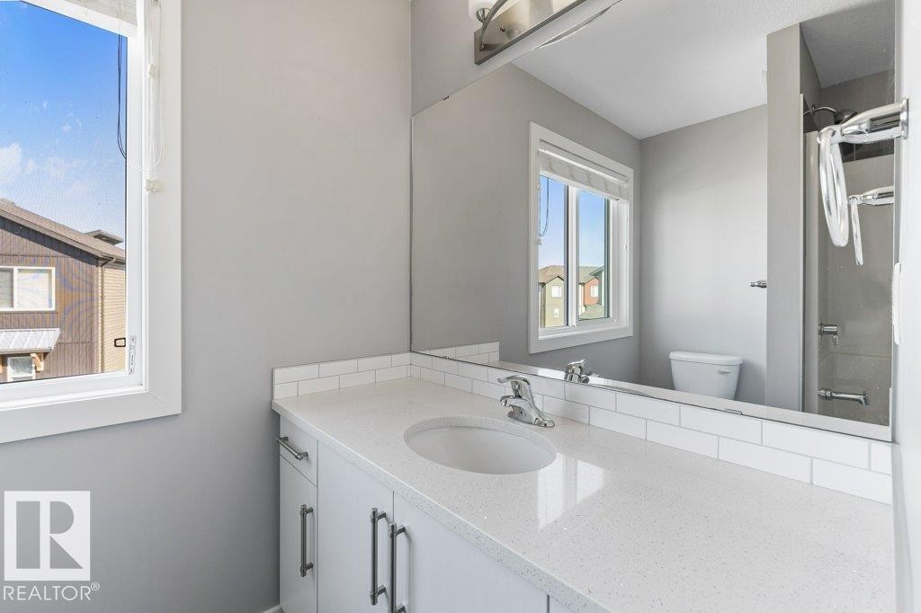 #62 16903 68 St Nw, Edmonton, AB - Indoor Photo Showing Bathroom