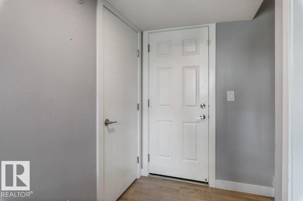 #62 16903 68 St Nw, Edmonton, AB - Indoor Photo Showing Other Room