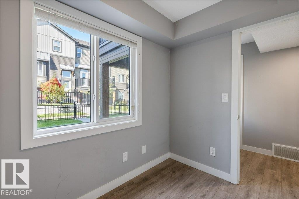 #62 16903 68 St Nw, Edmonton, AB - Indoor Photo Showing Other Room
