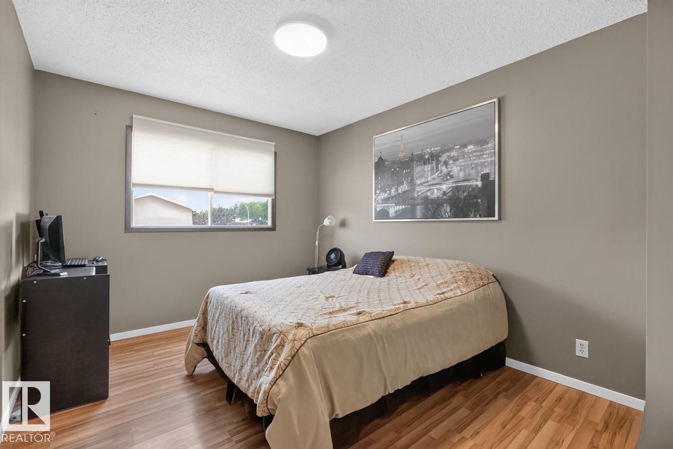 2408 80 Street Nw, Edmonton, AB - Indoor Photo Showing Bedroom