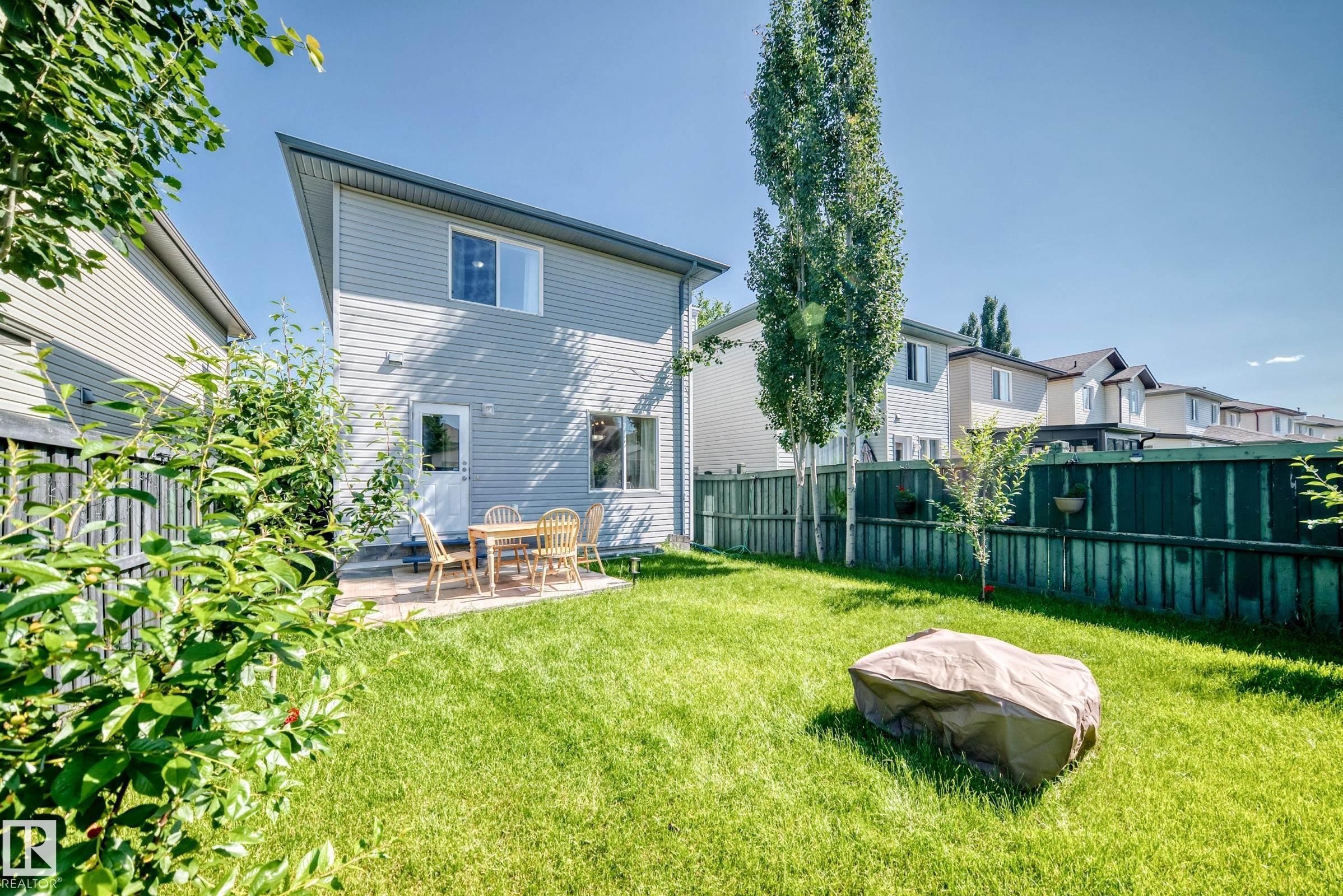 1126 Grantham Drive Nw, Edmonton, AB - Outdoor