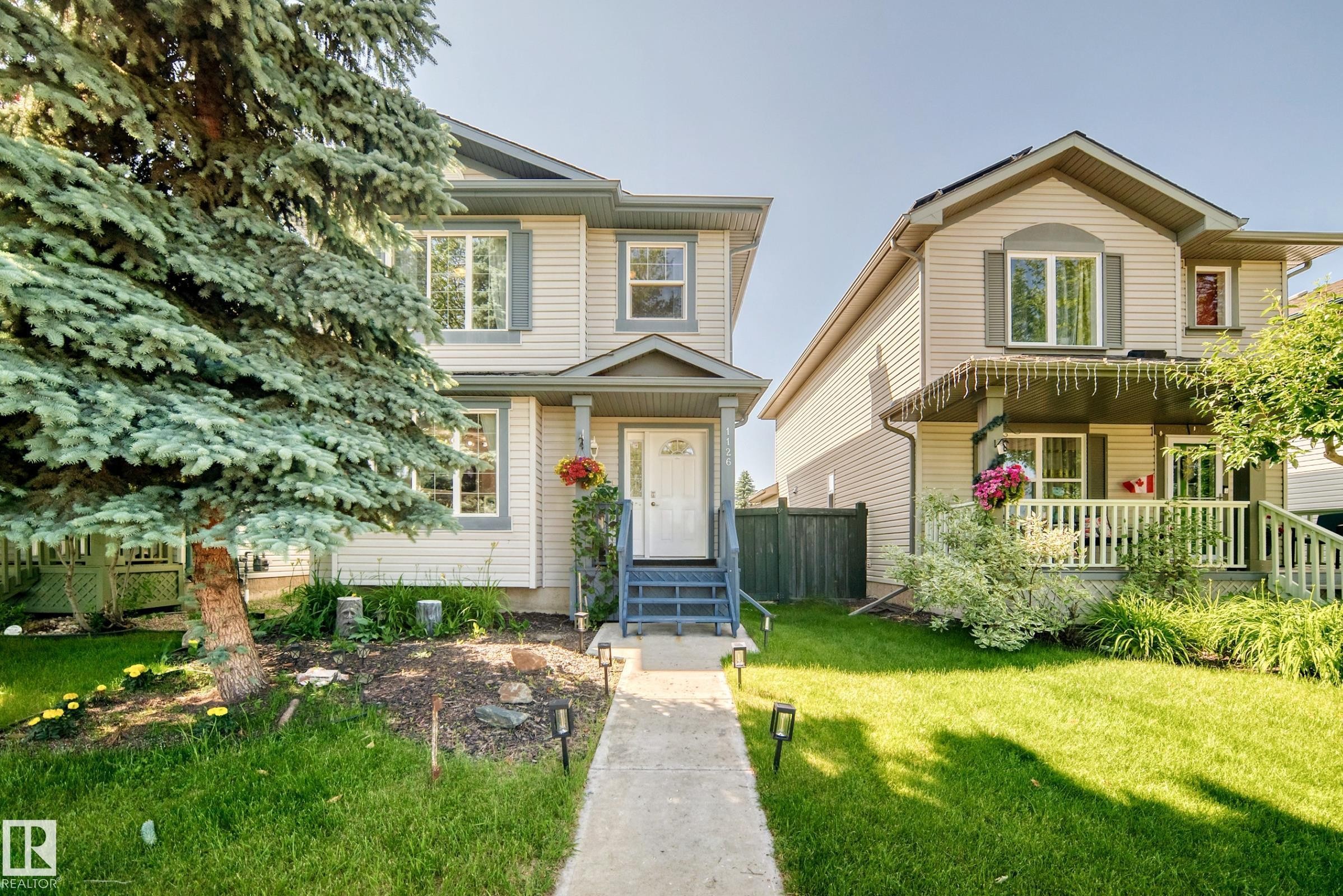1126 Grantham Drive Nw, Edmonton, AB - Outdoor With Deck Patio Veranda