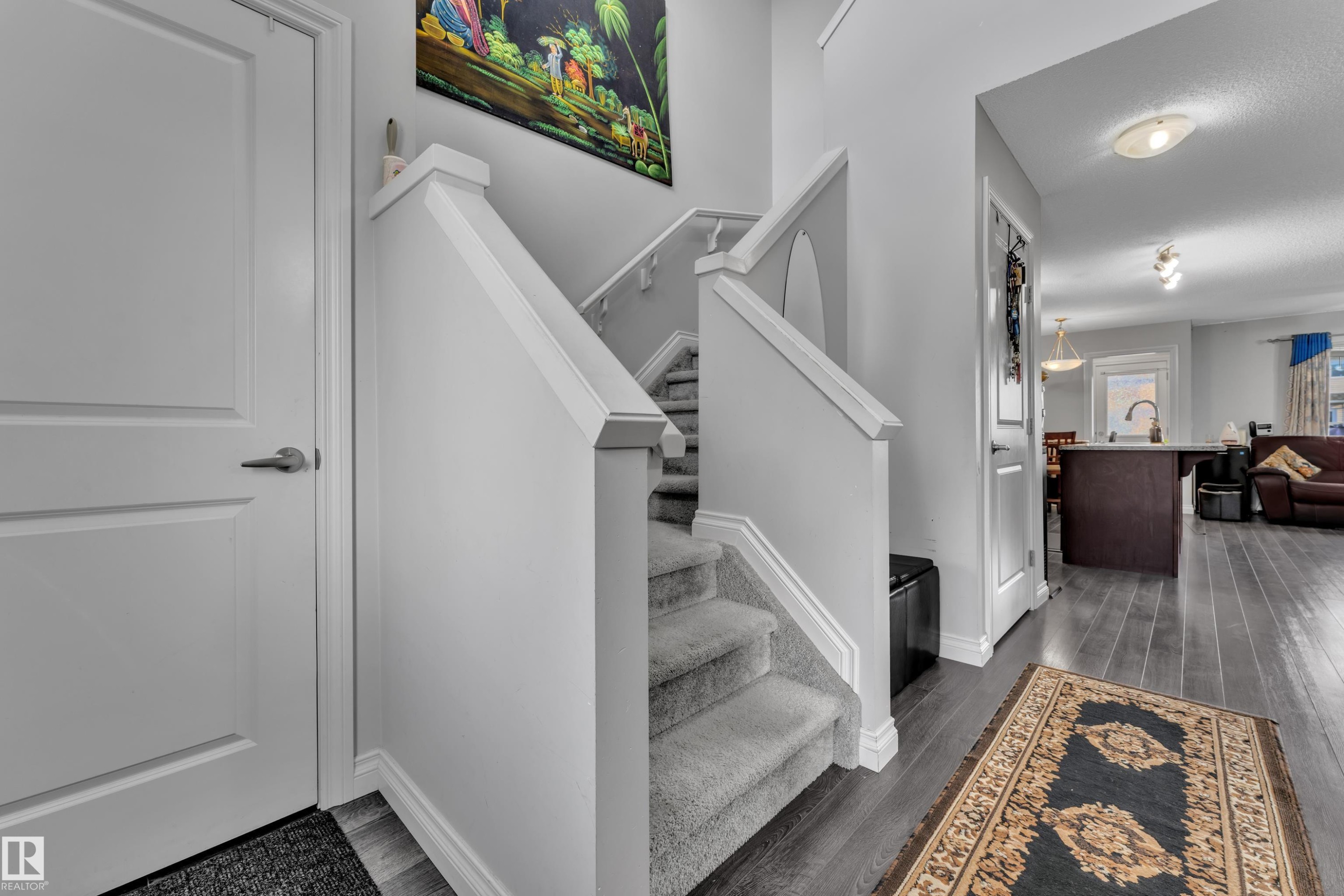 3127 16 Avenue Nw, Edmonton, AB - Indoor Photo Showing Other Room