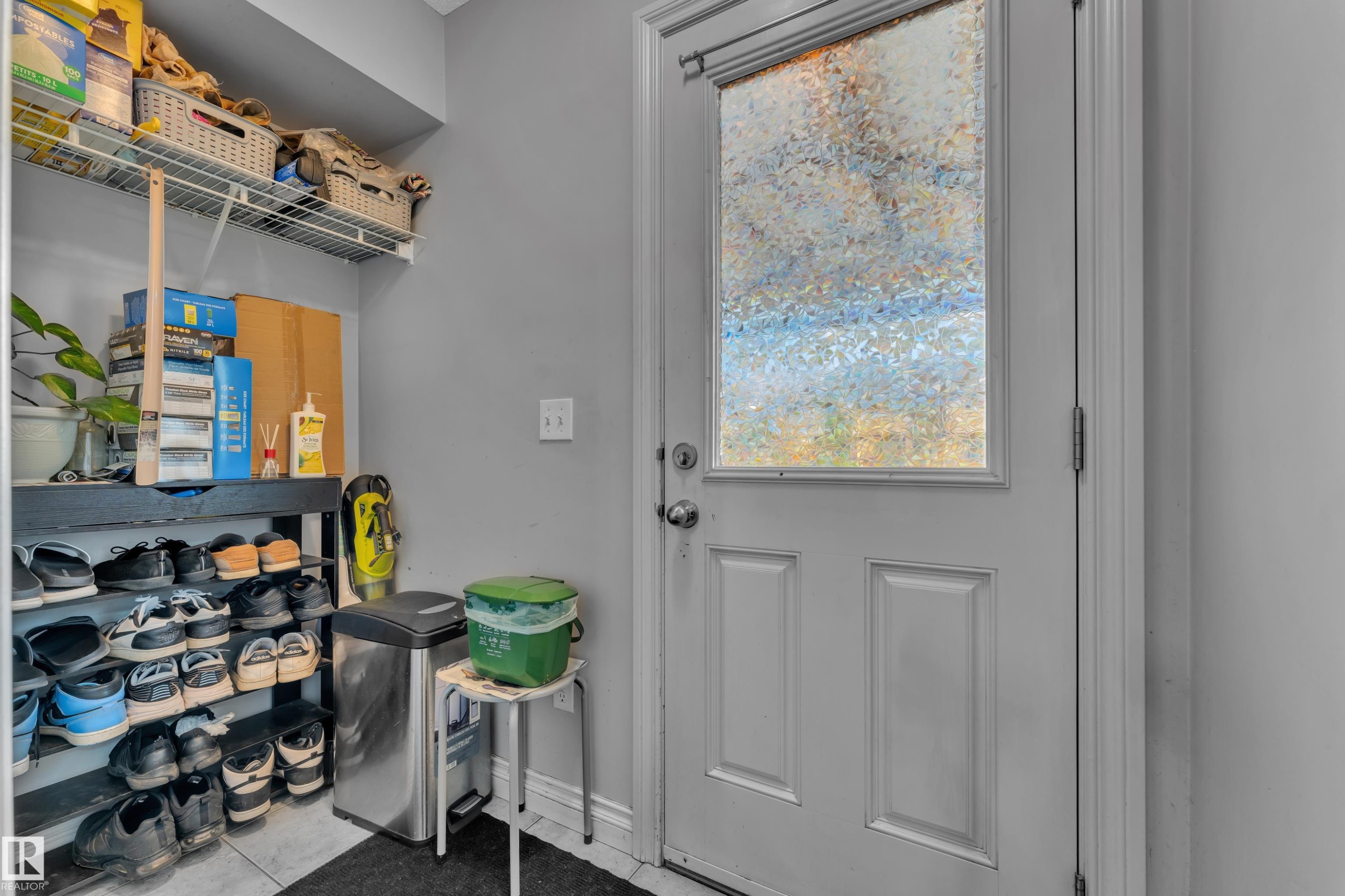 3127 16 Avenue Nw, Edmonton, AB - Indoor Photo Showing Other Room