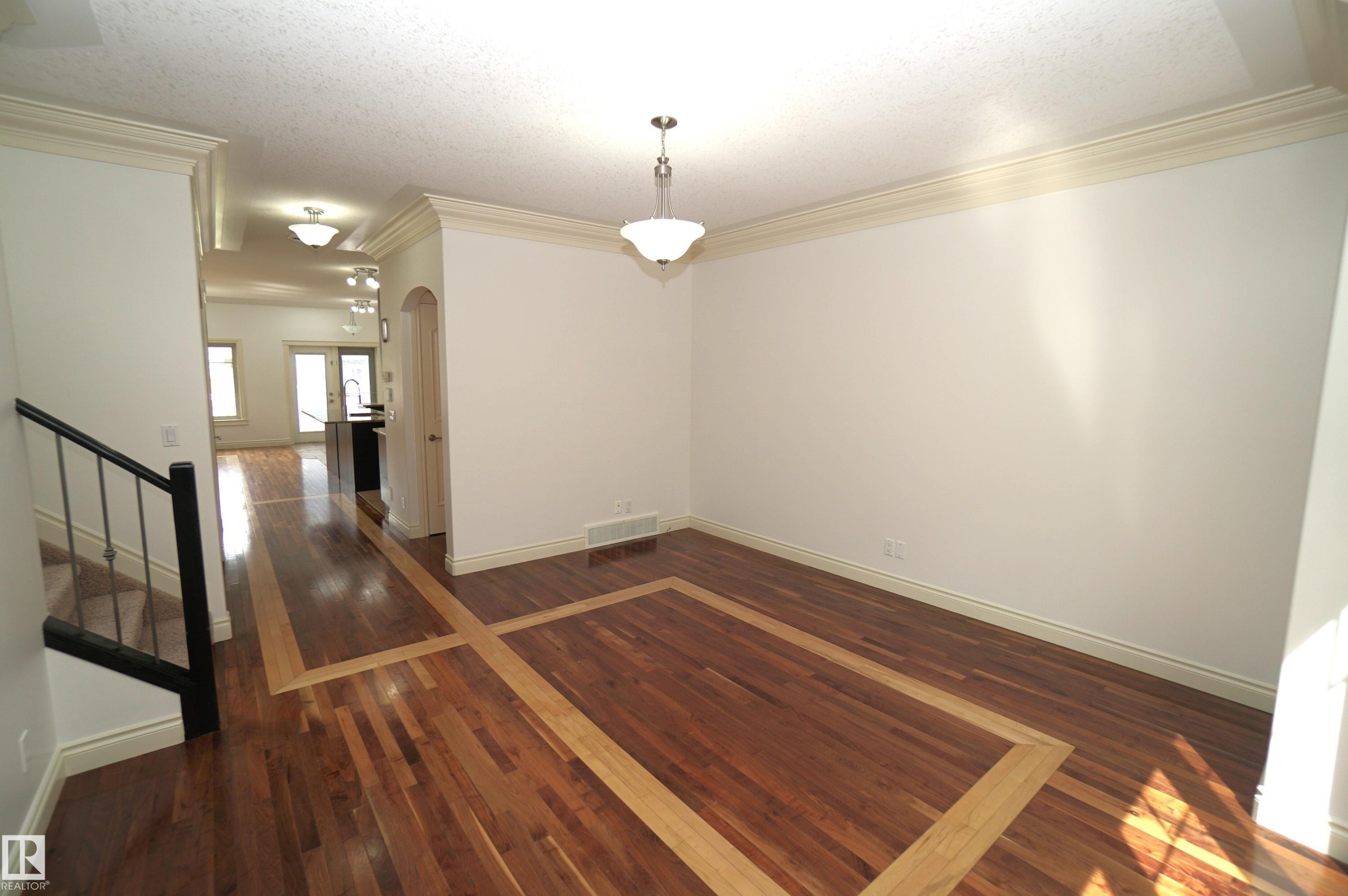 10224 90 Street Nw, Edmonton, AB - Indoor Photo Showing Other Room