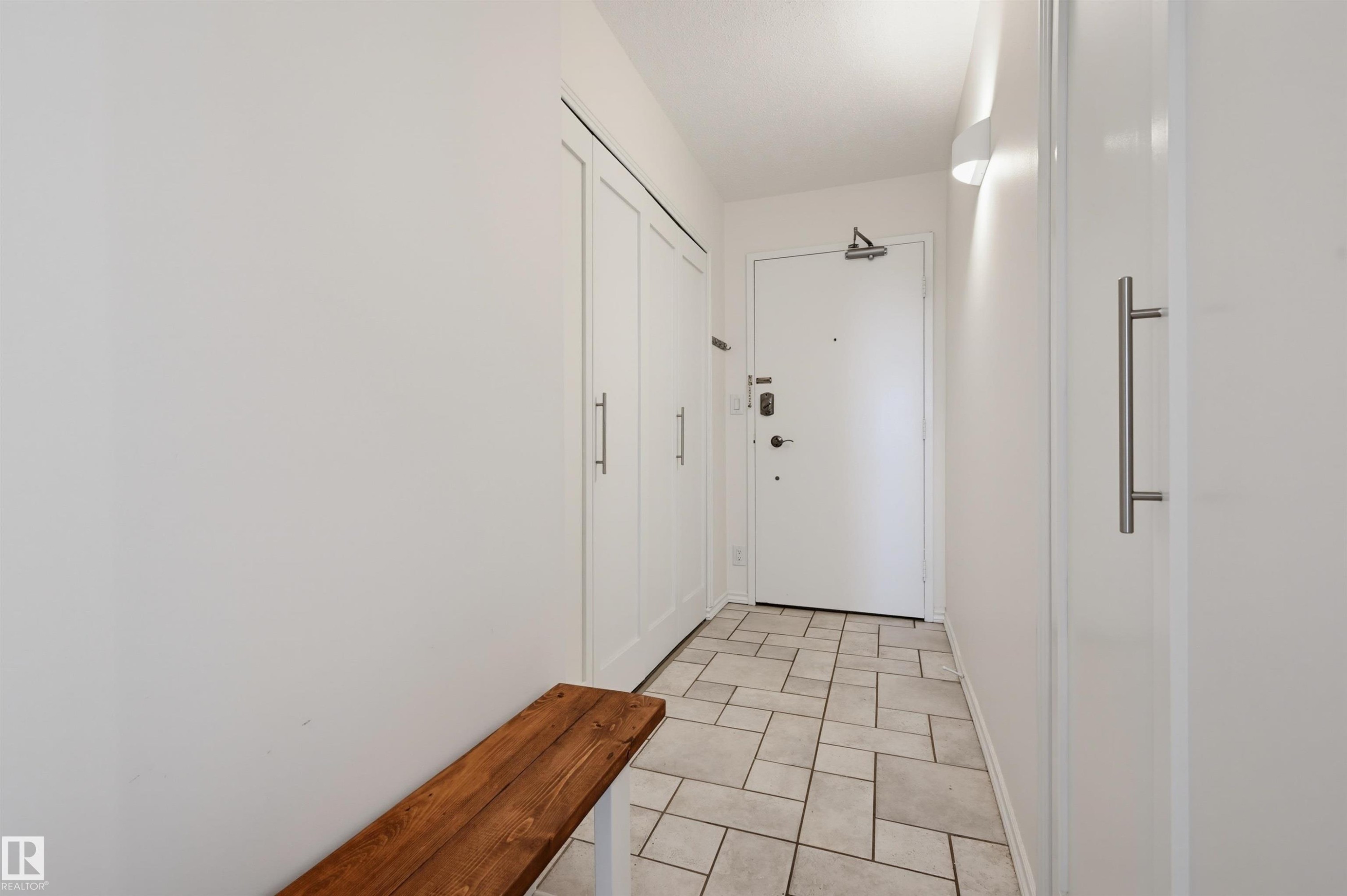 #709 11307 99 Av Nw, Edmonton, AB - Indoor Photo Showing Other Room