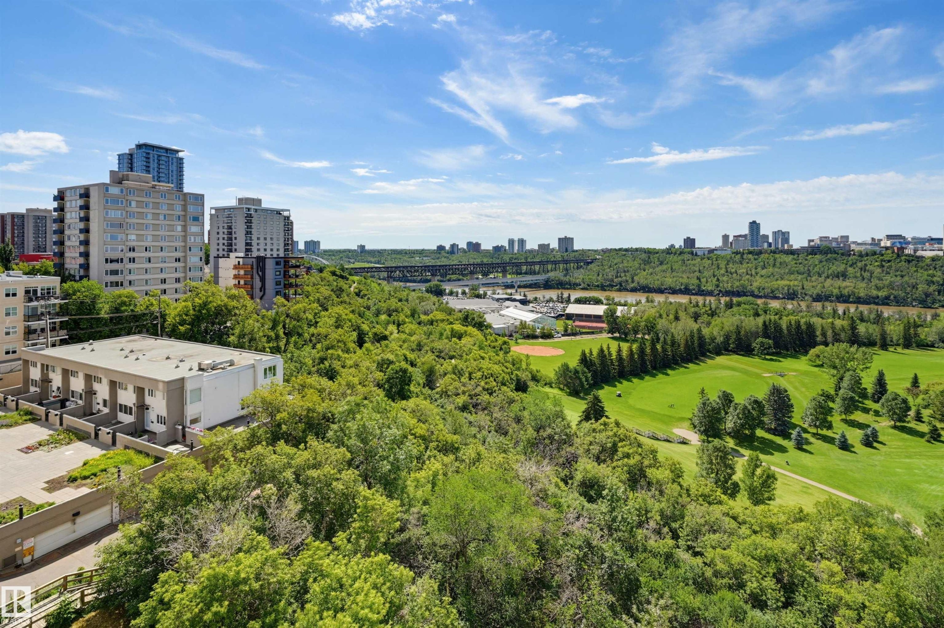 #709 11307 99 Av Nw, Edmonton, AB - Outdoor With View