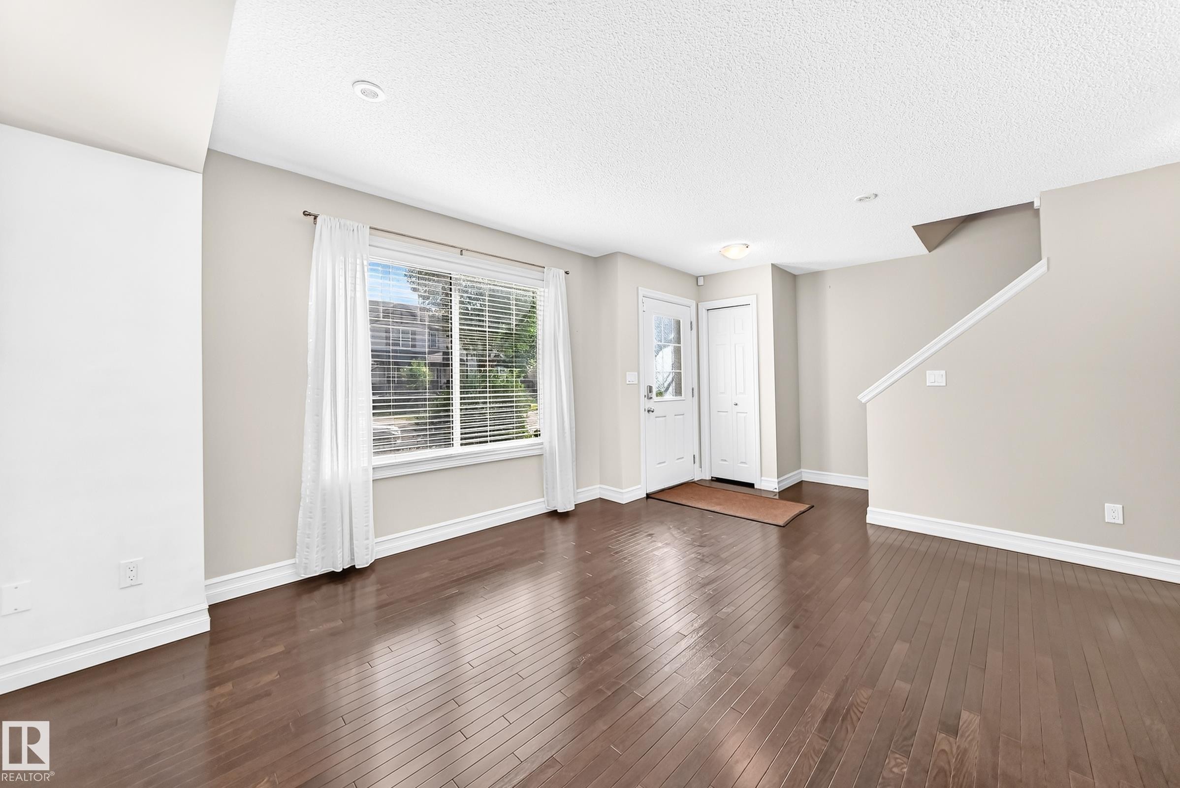 5321 3 Avenue Sw, Edmonton, AB