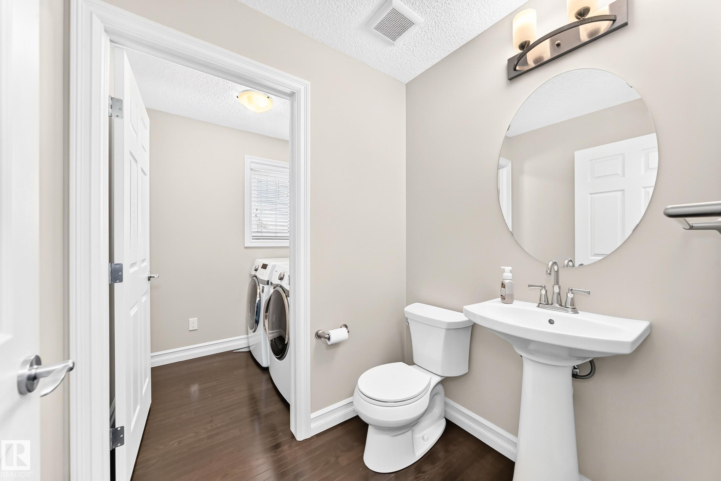 5321 3 Avenue Sw, Edmonton, AB