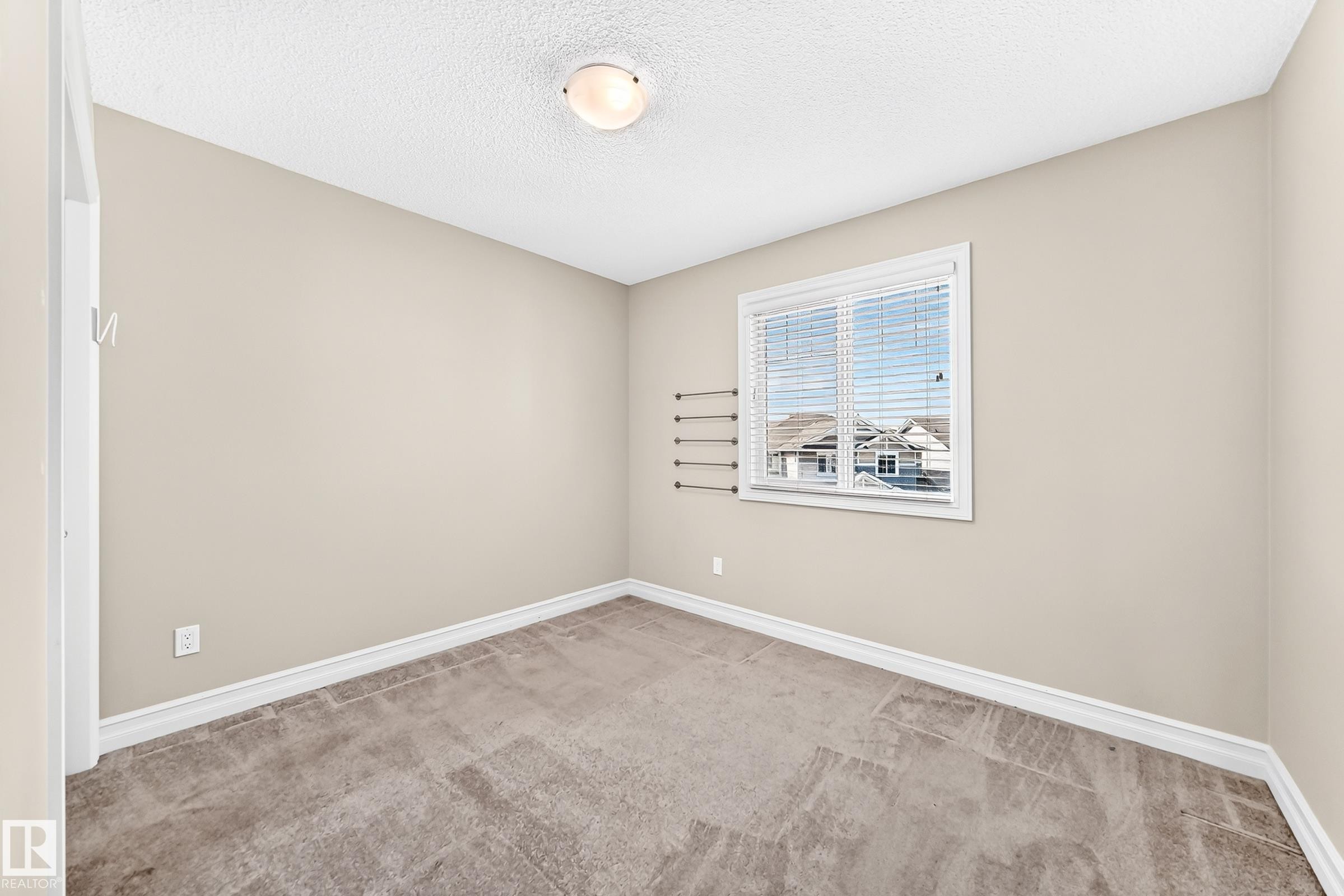 5321 3 Avenue Sw, Edmonton, AB