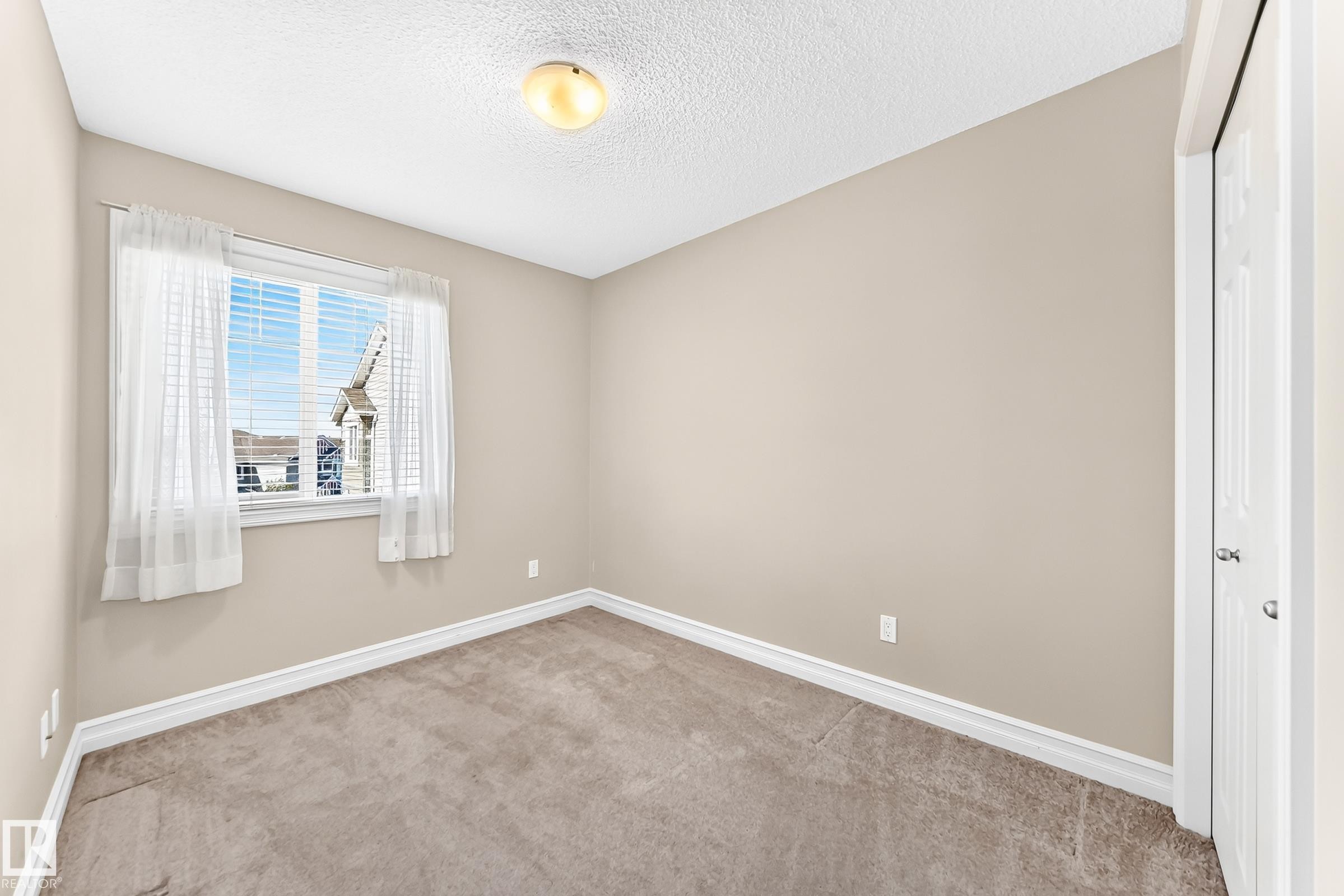 5321 3 Avenue Sw, Edmonton, AB
